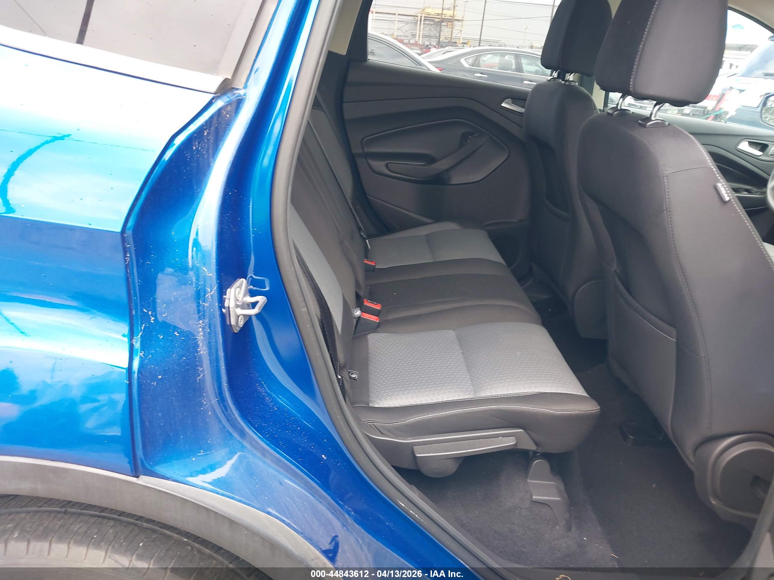 FORD ESCAPE image 8