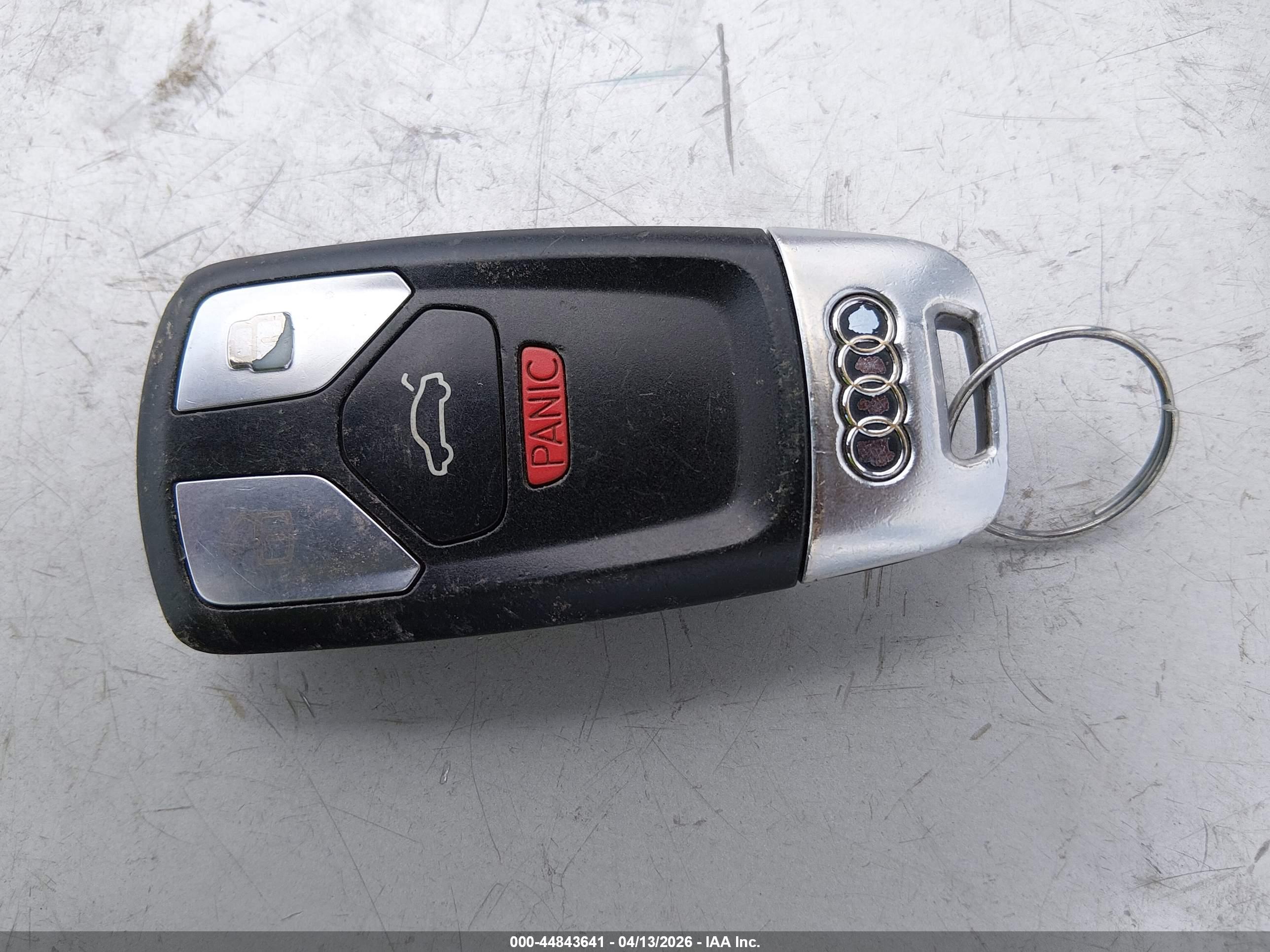AUDI A4 image 11