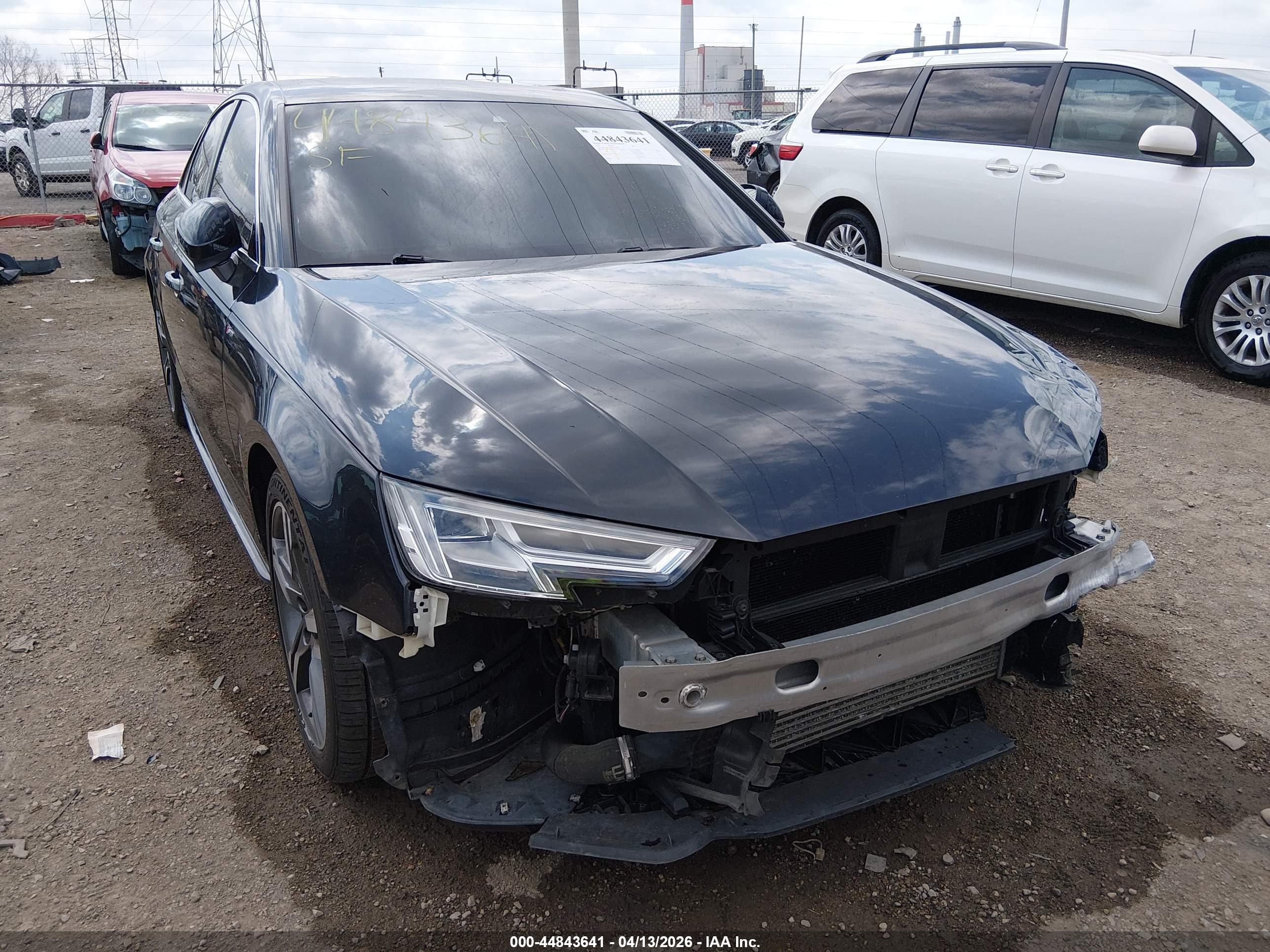 AUDI A4 image 6