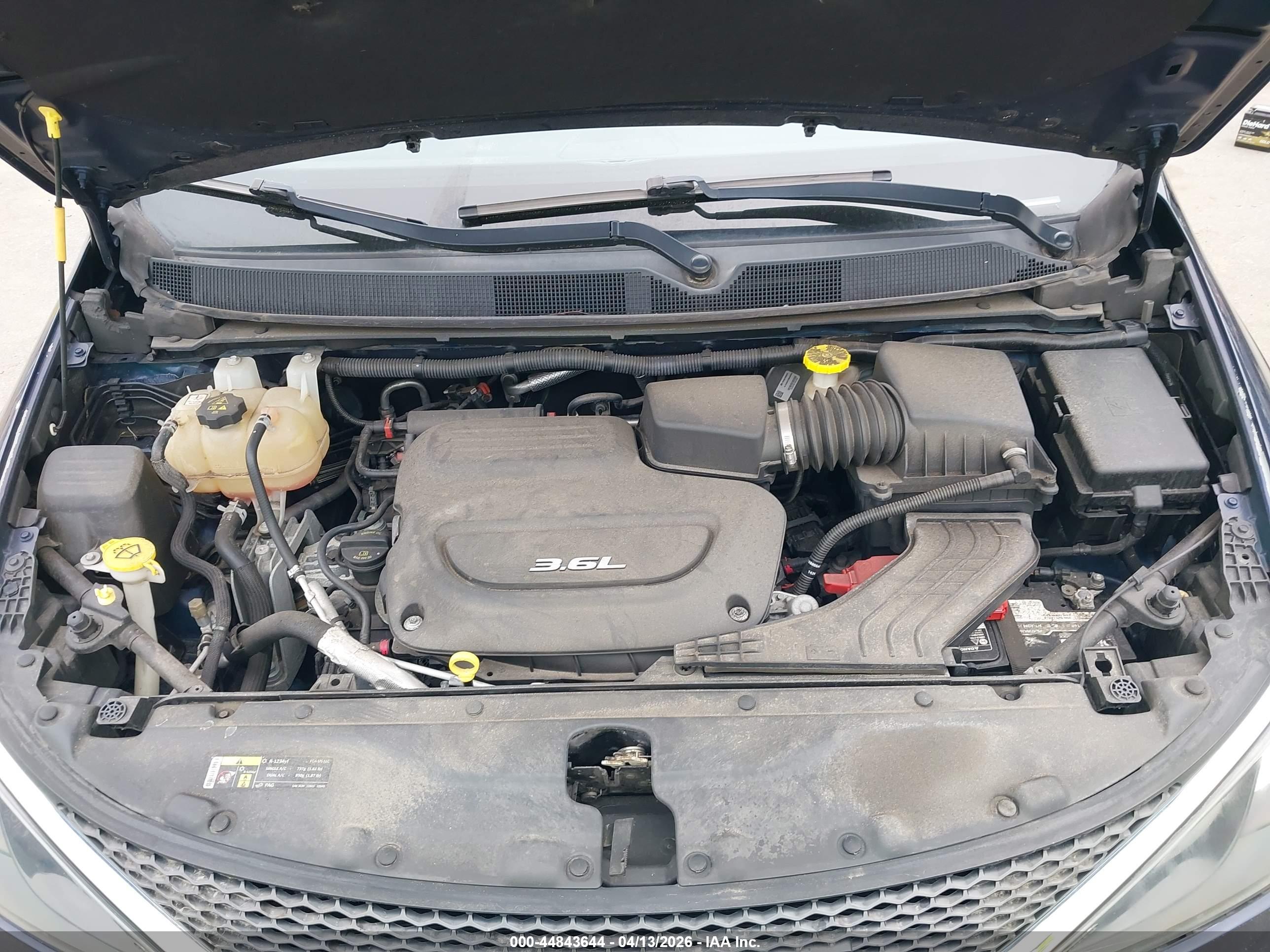 CHRYSLER PACIFICA image 10