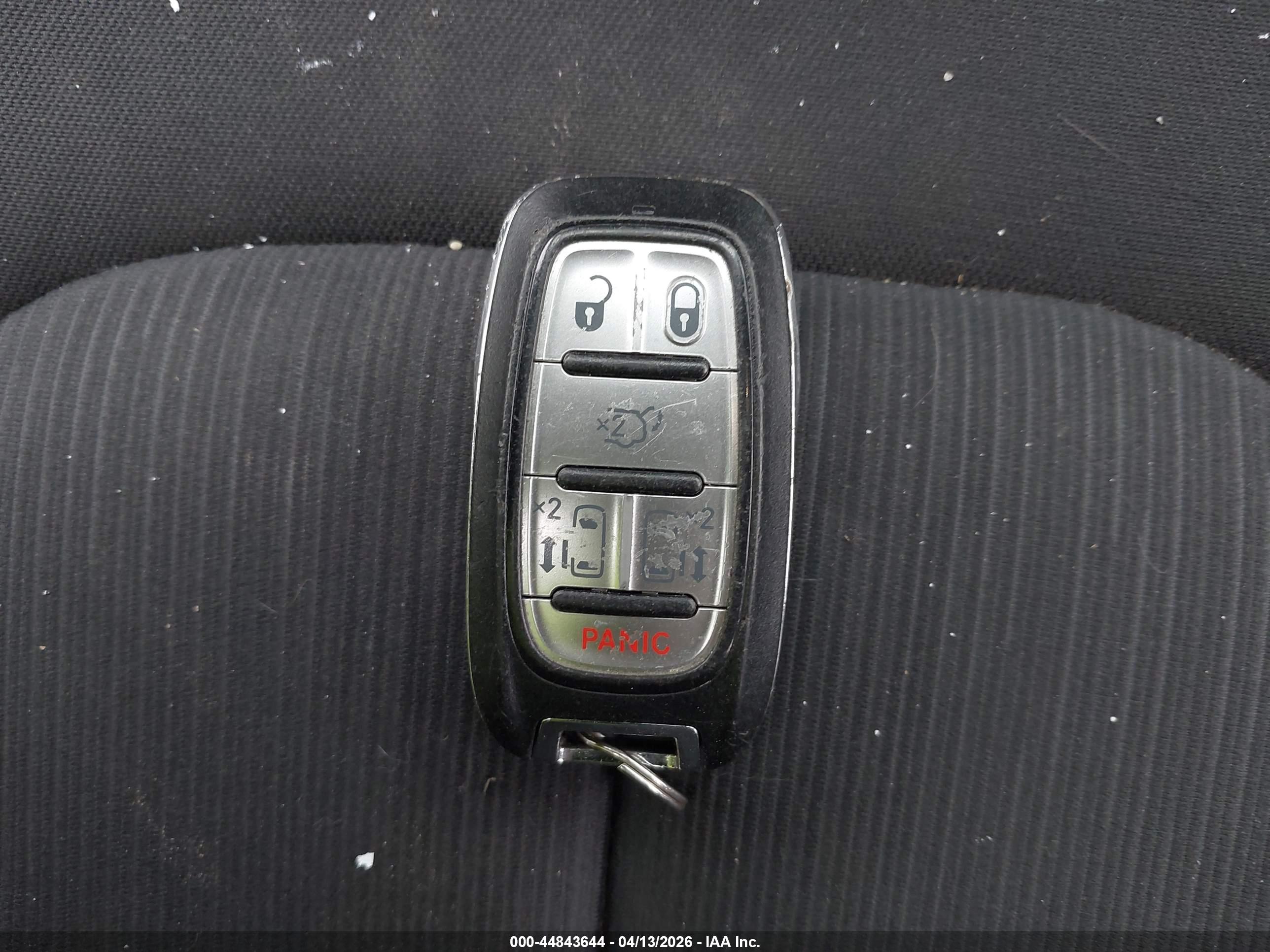 CHRYSLER PACIFICA image 11