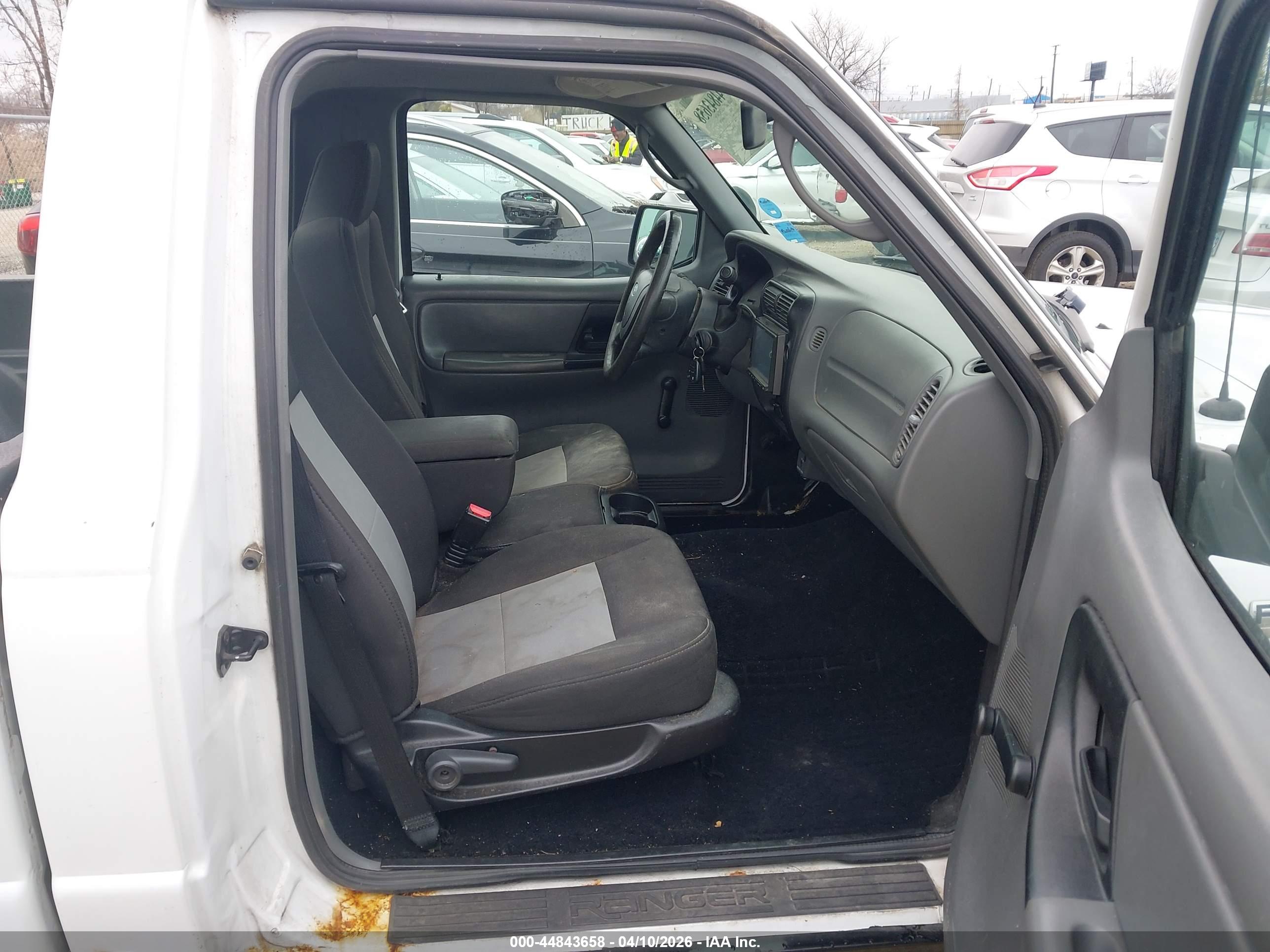 FORD RANGER image 5