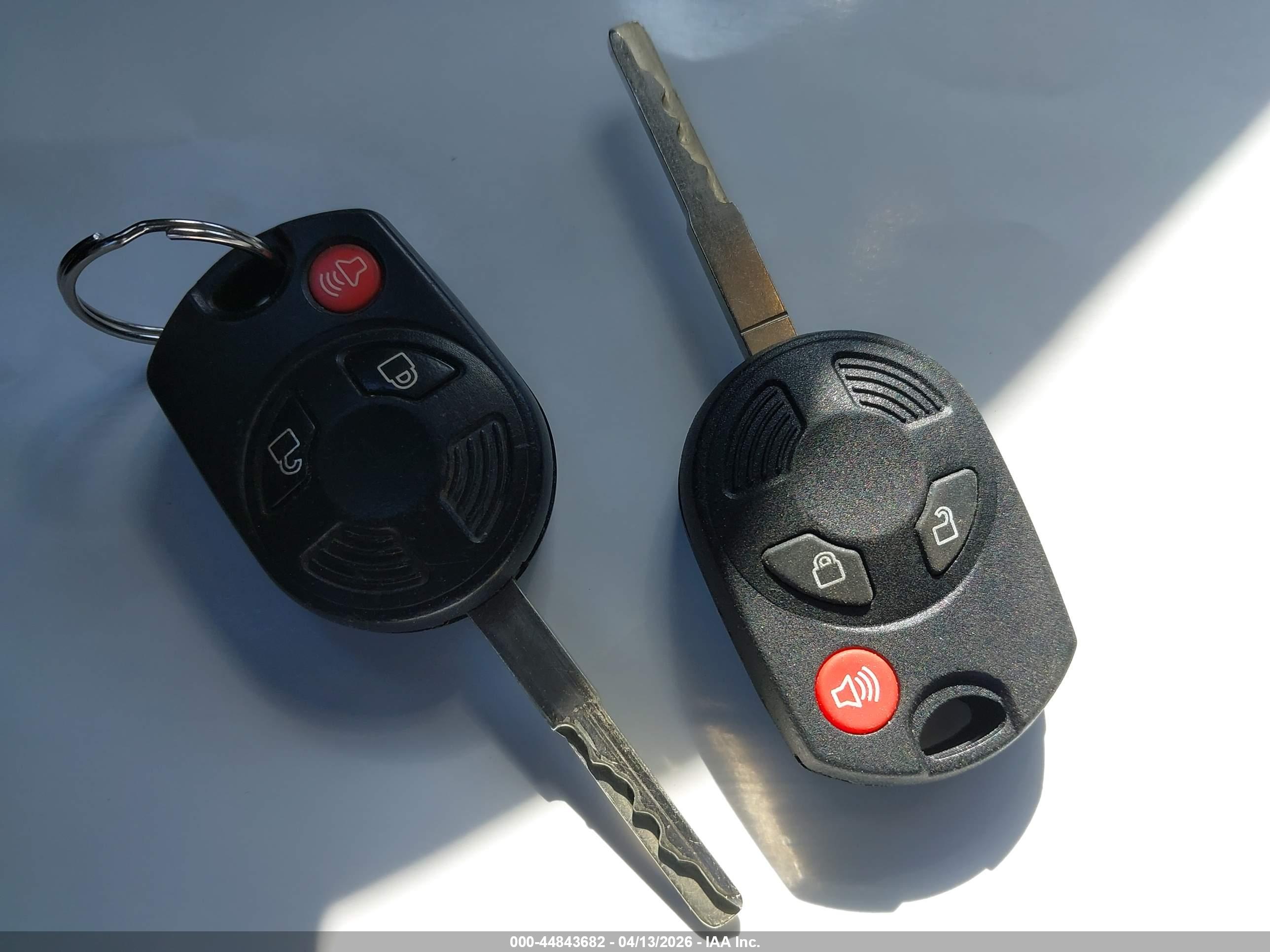 FORD ESCAPE image 11