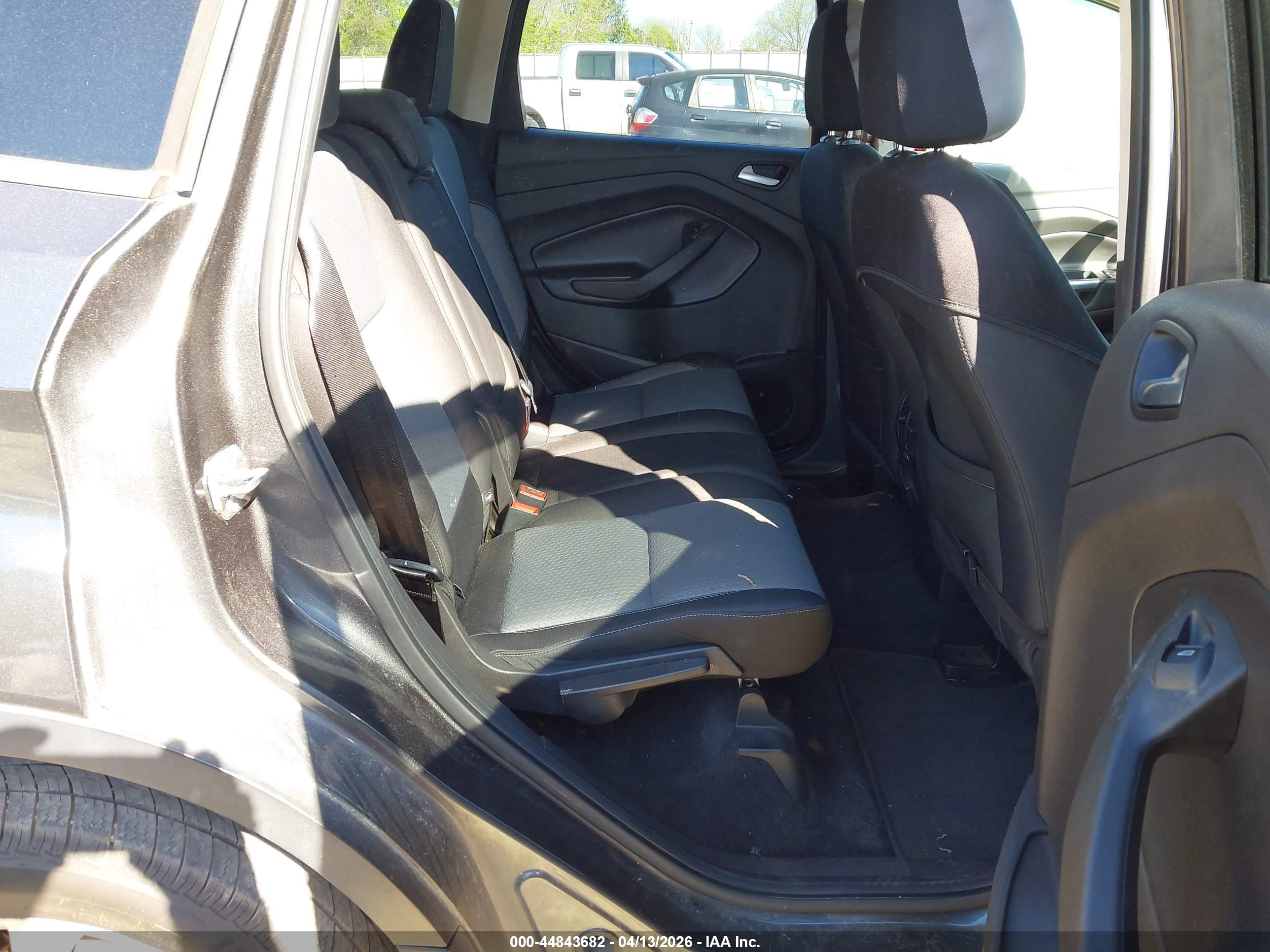 FORD ESCAPE image 8
