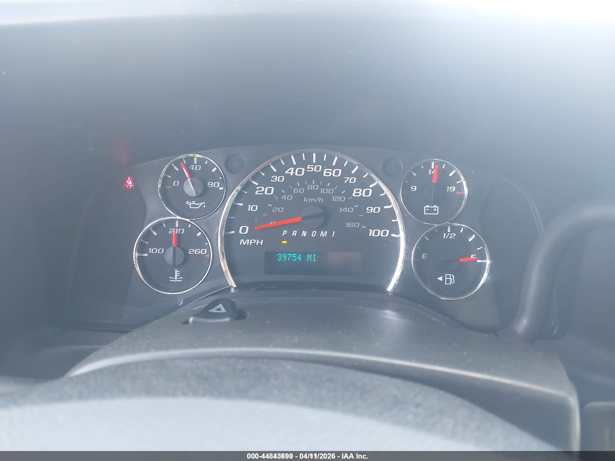 CHEVROLET EXPRESS image 7