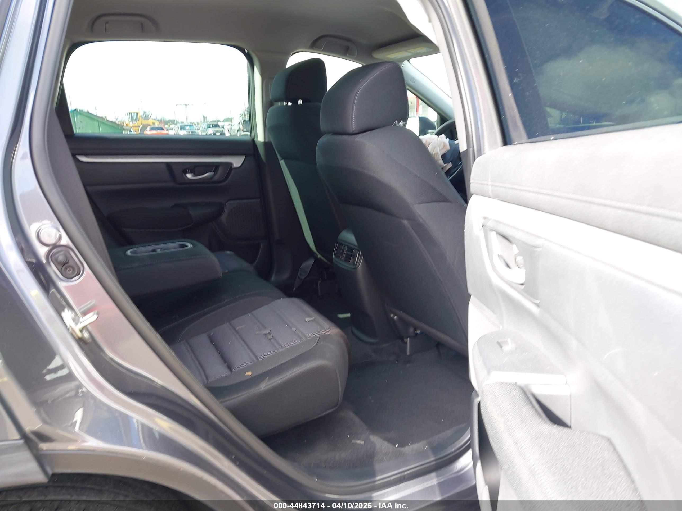 HONDA CR-V image 8
