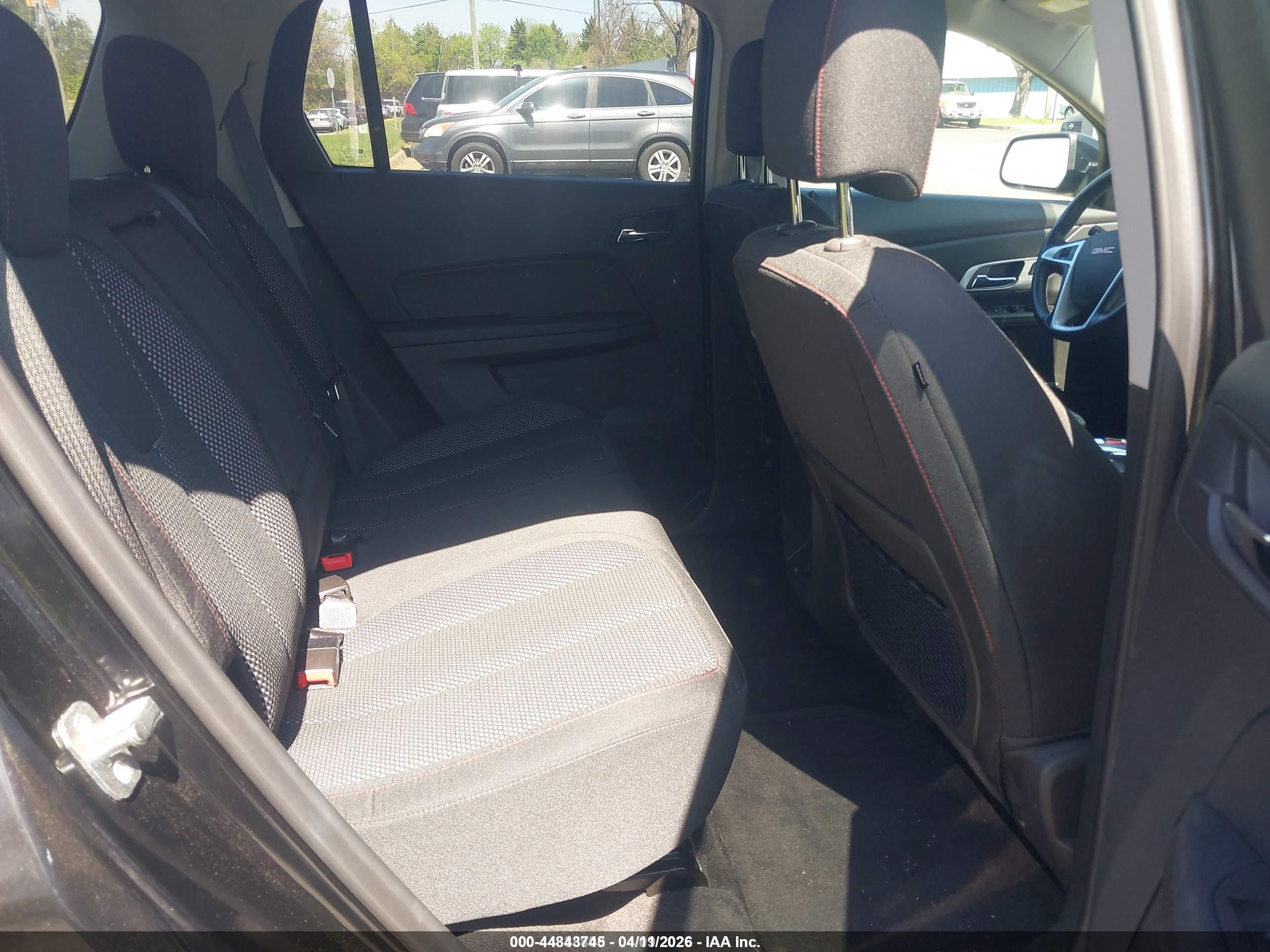 GMC TERRAIN image 8