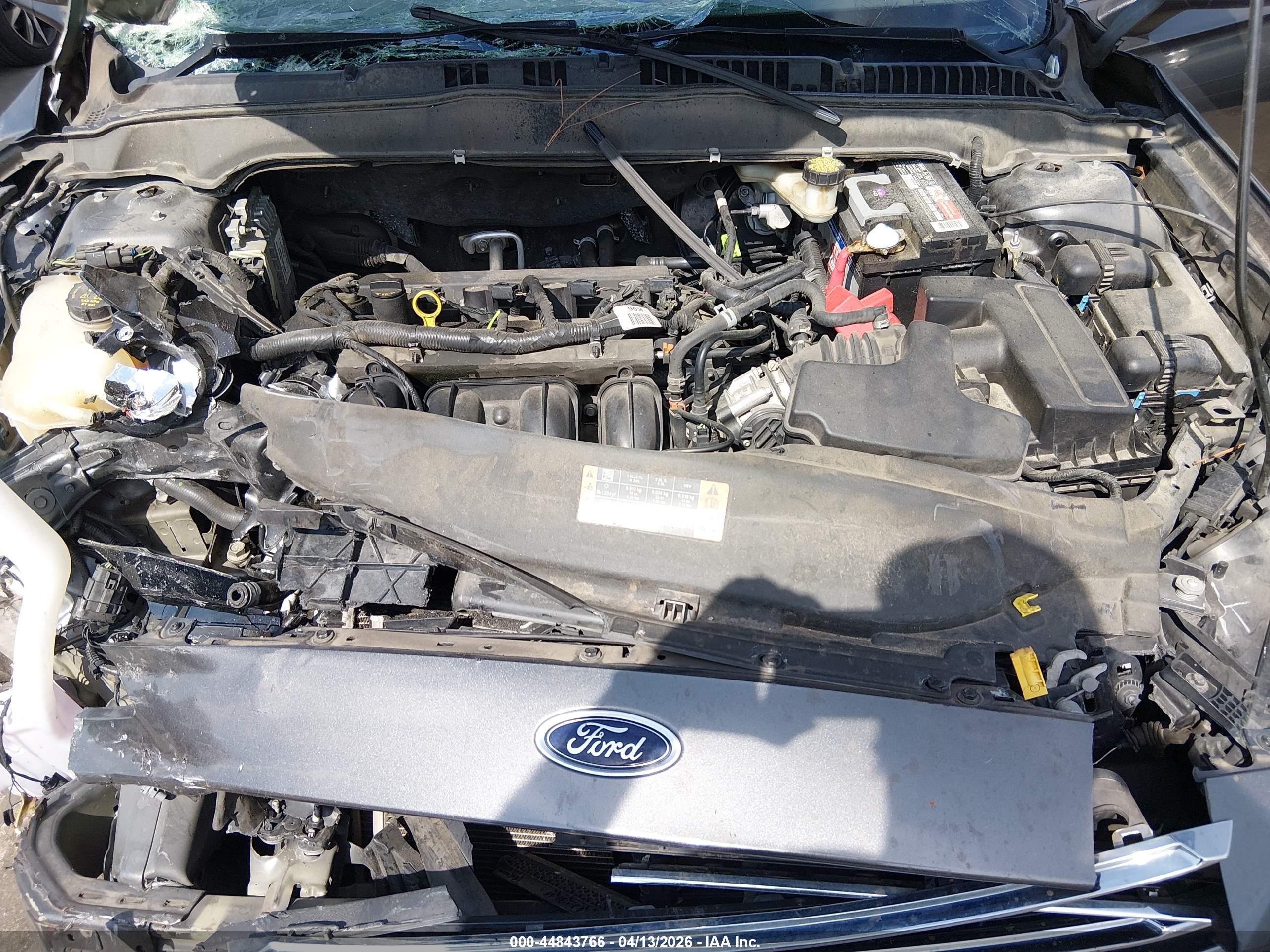 FORD FUSION image 10