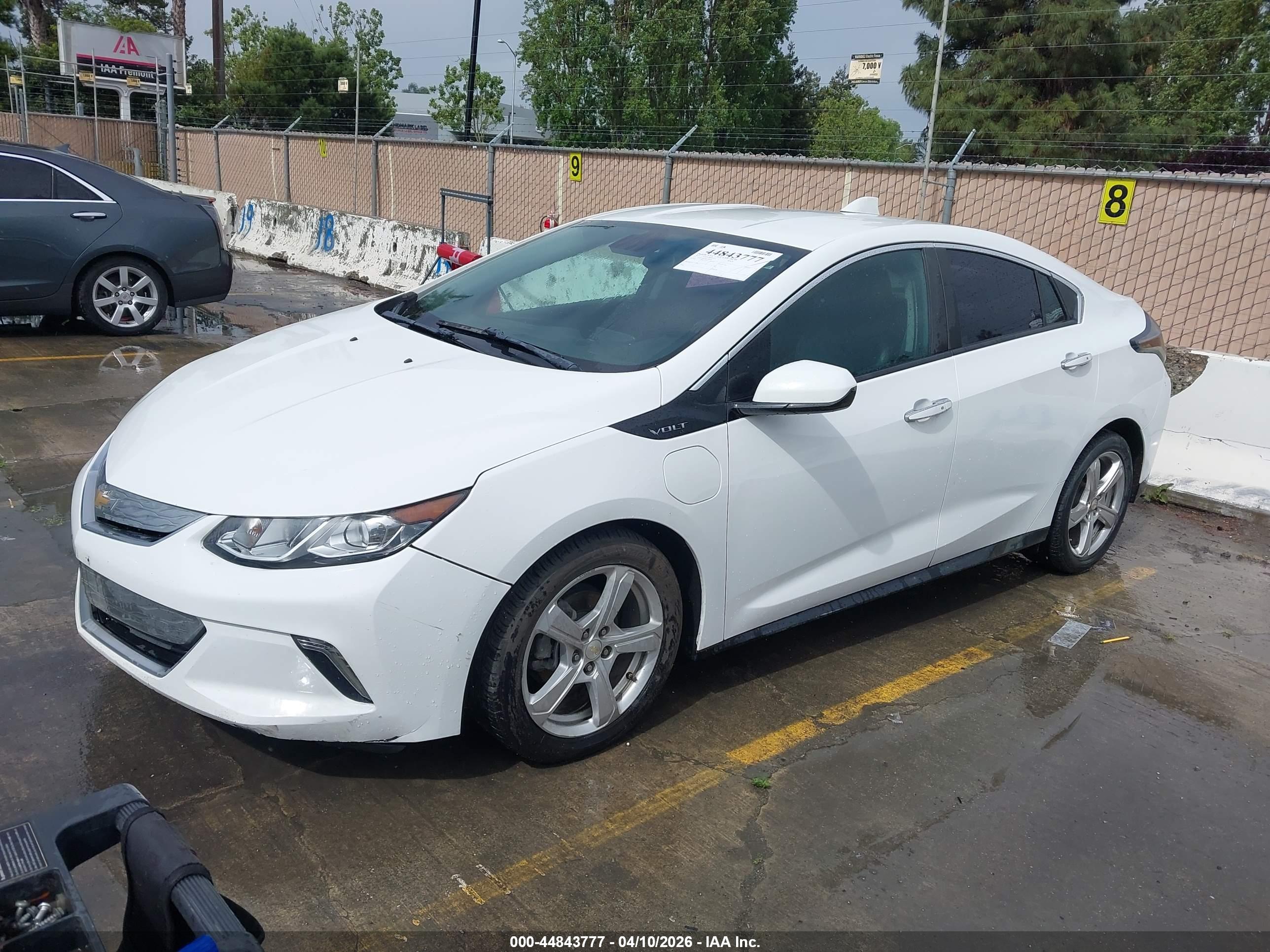 CHEVROLET VOLT image 2