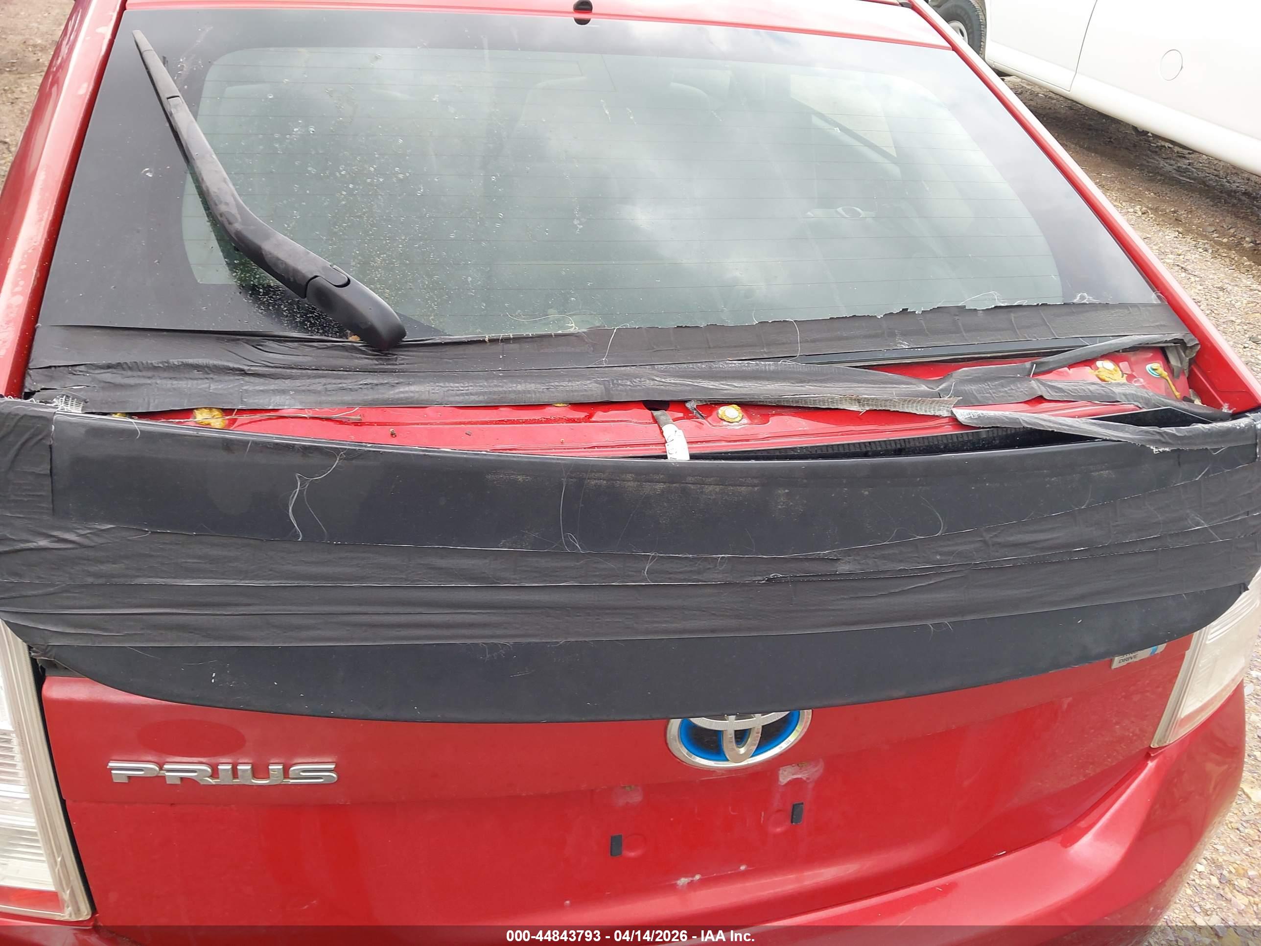 TOYOTA PRIUS image 6