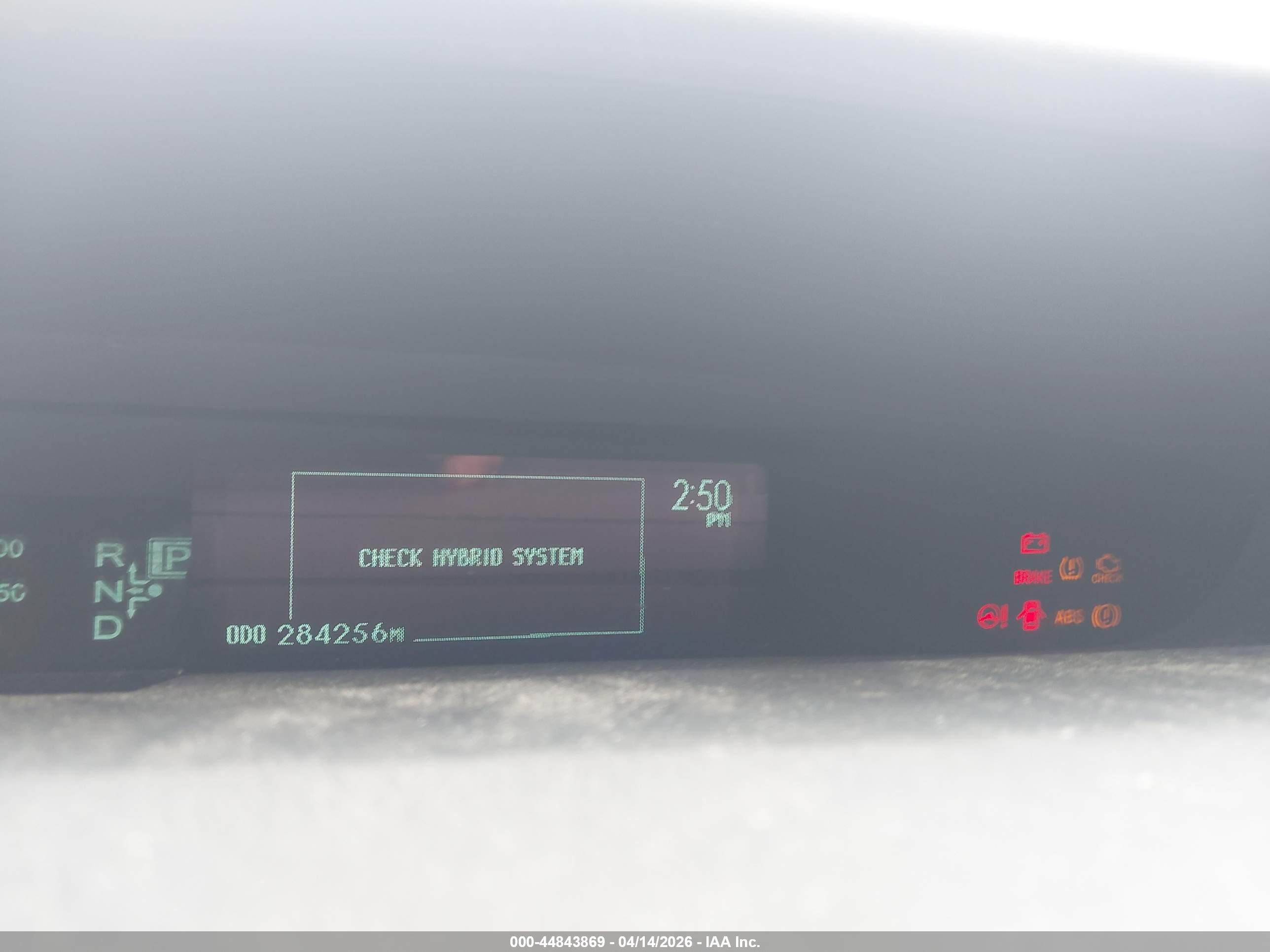 TOYOTA PRIUS image 7