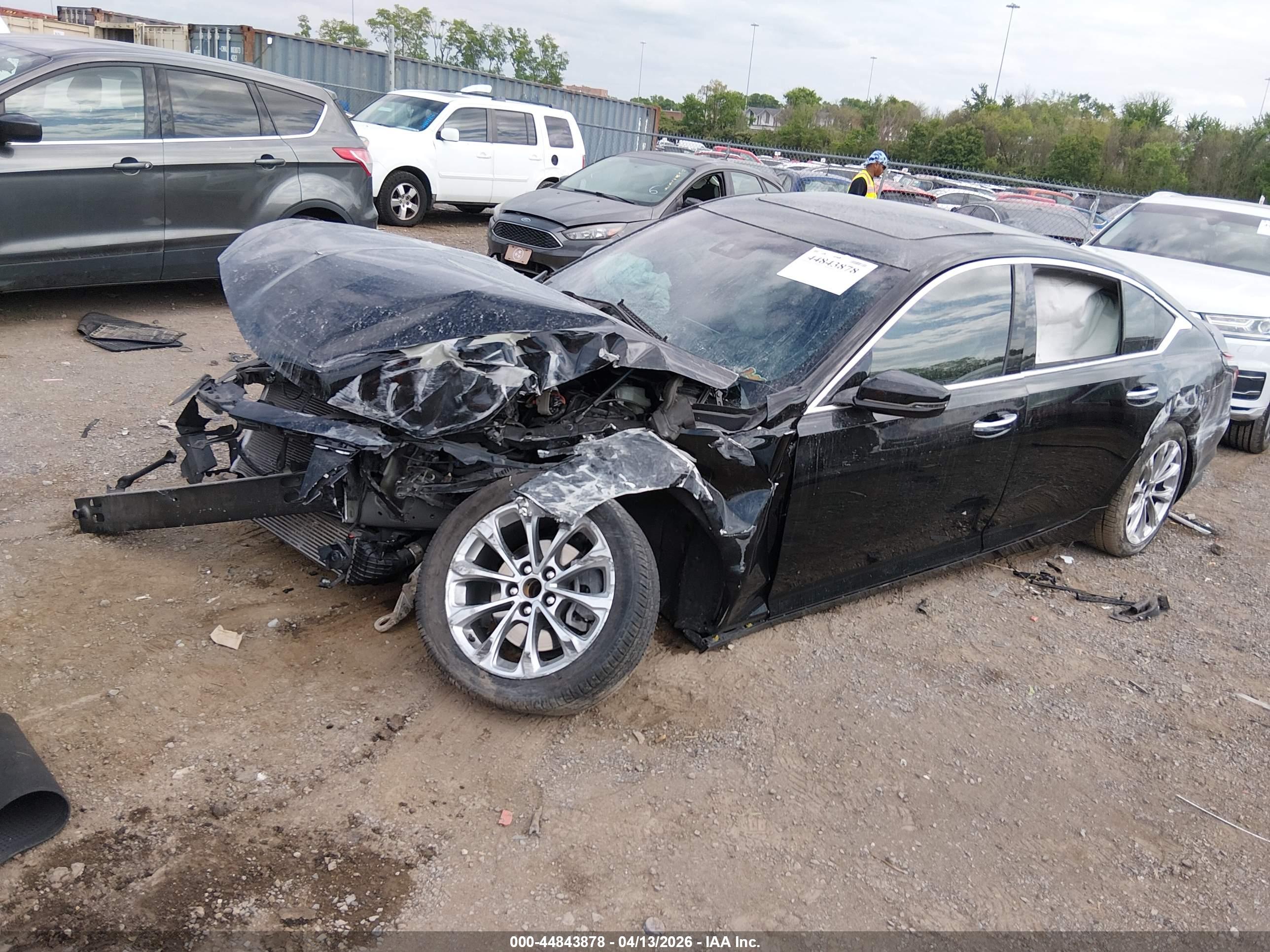 CADILLAC CT5 image 2