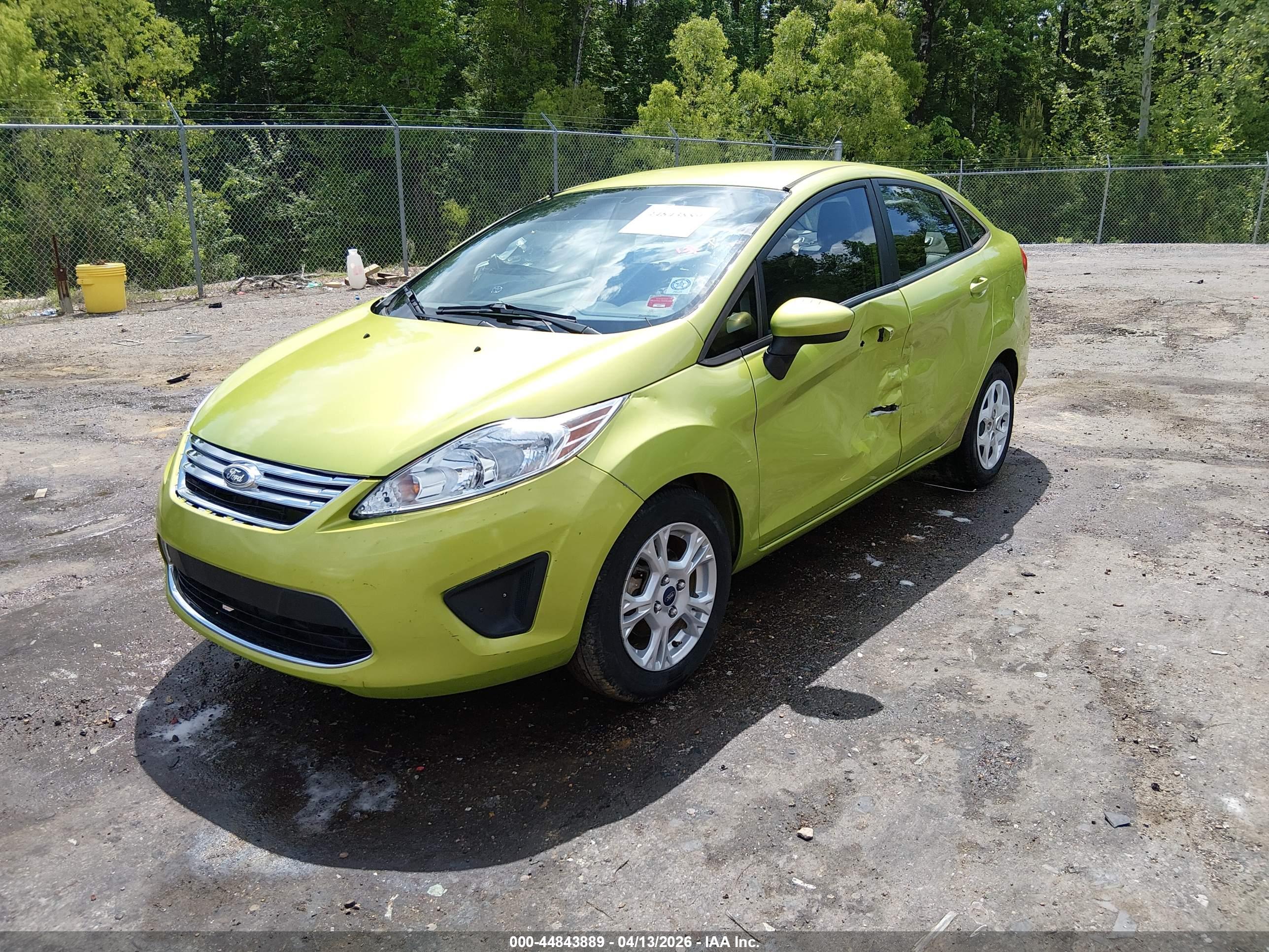 FORD FIESTA image 2