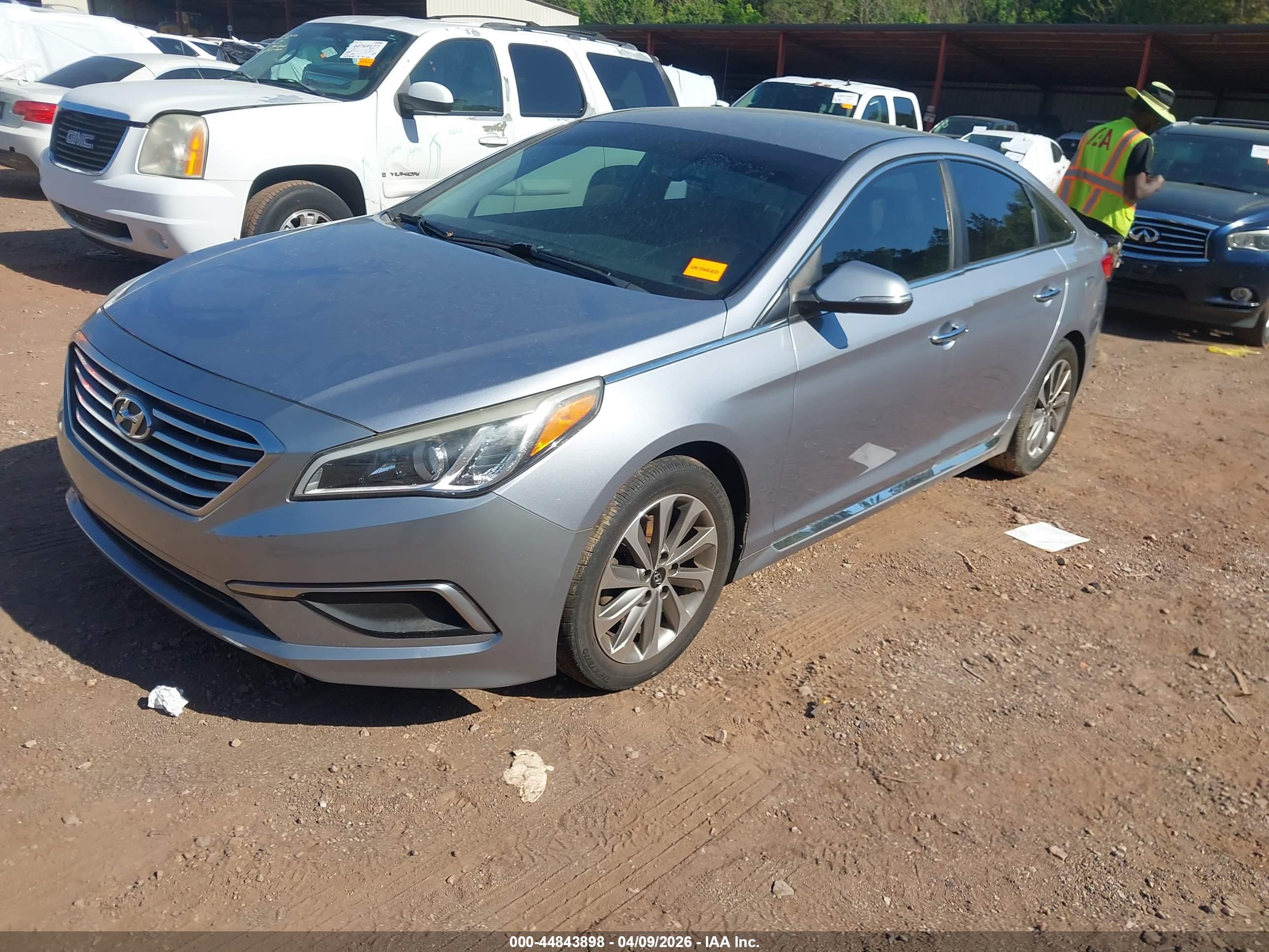 HYUNDAI SONATA image 2