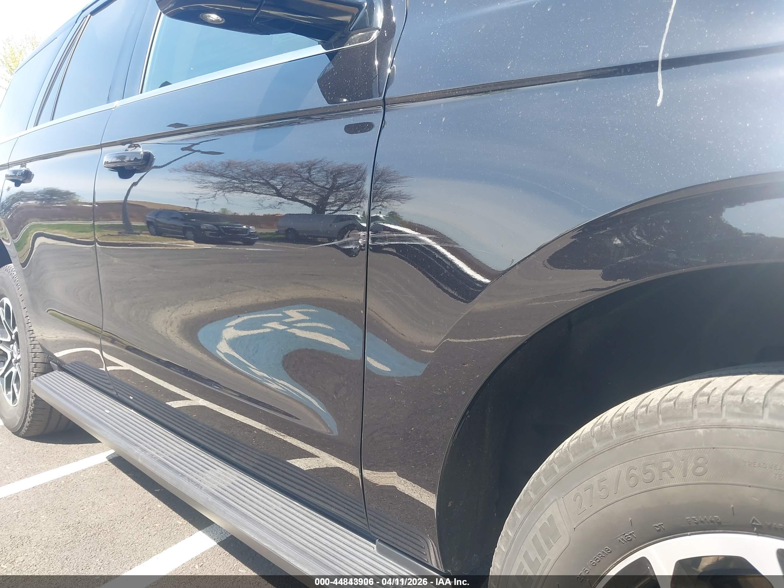 FORD EXPEDITION image 6