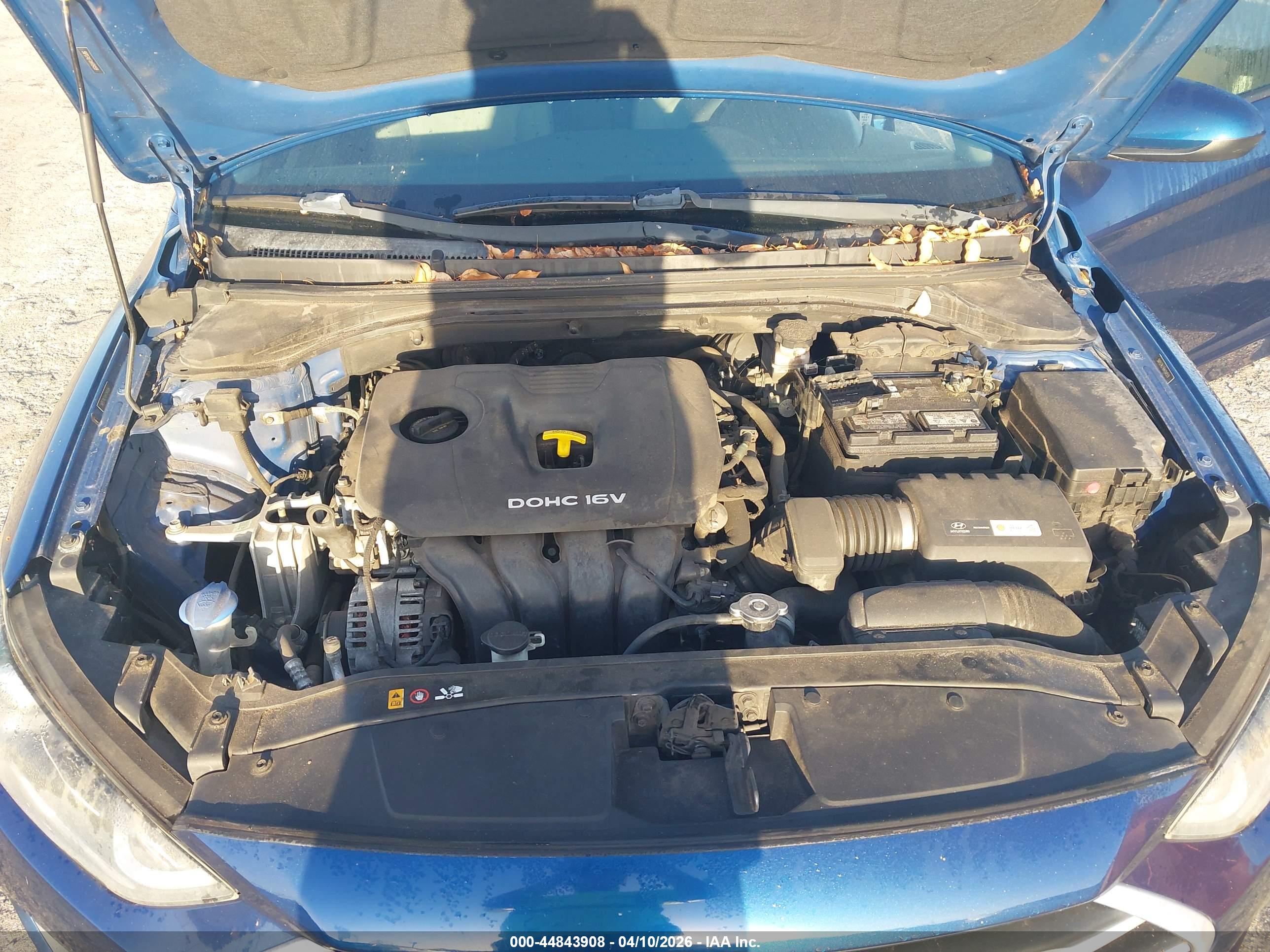 HYUNDAI ELANTRA image 10