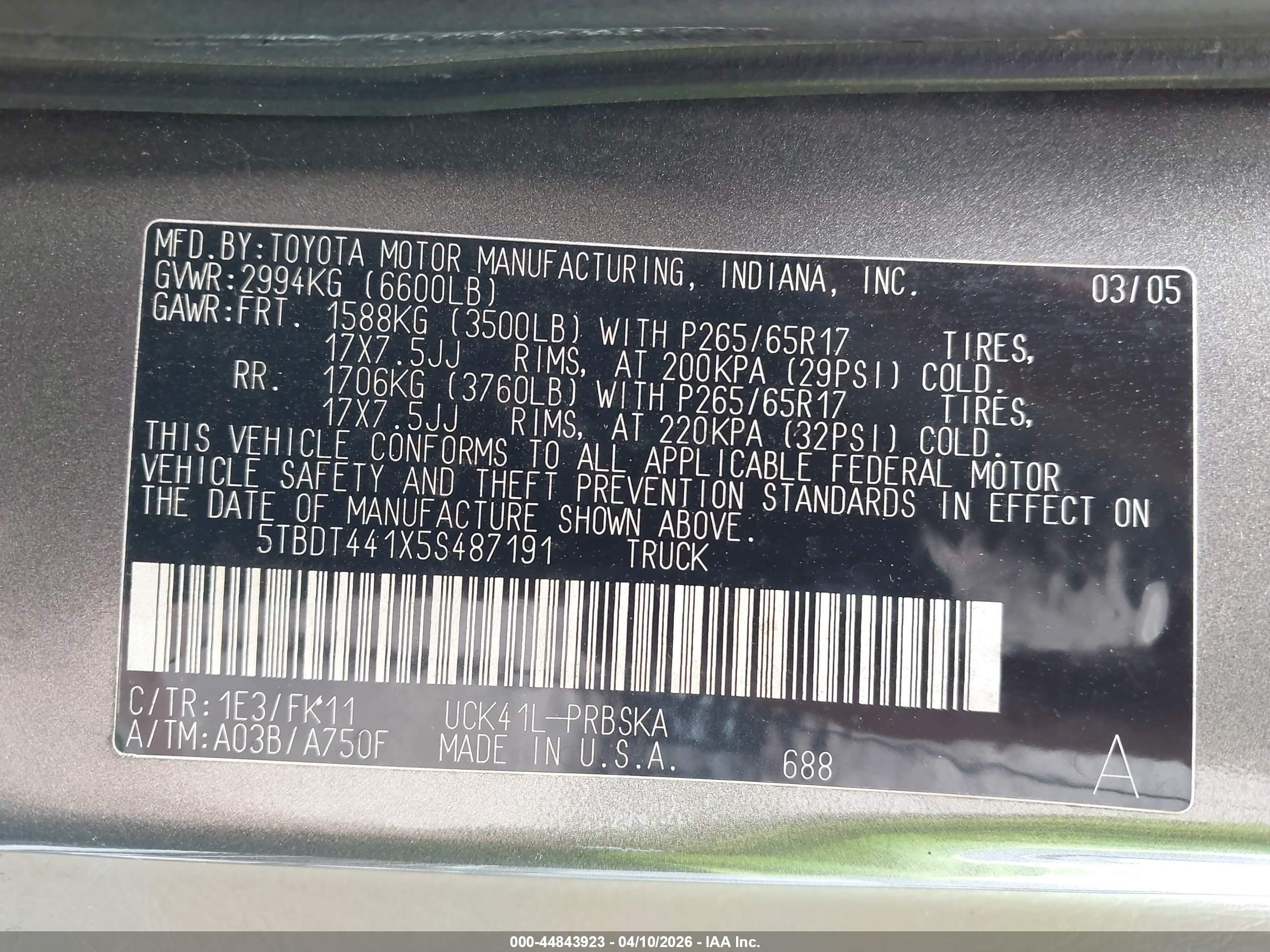 TOYOTA TUNDRA image 9