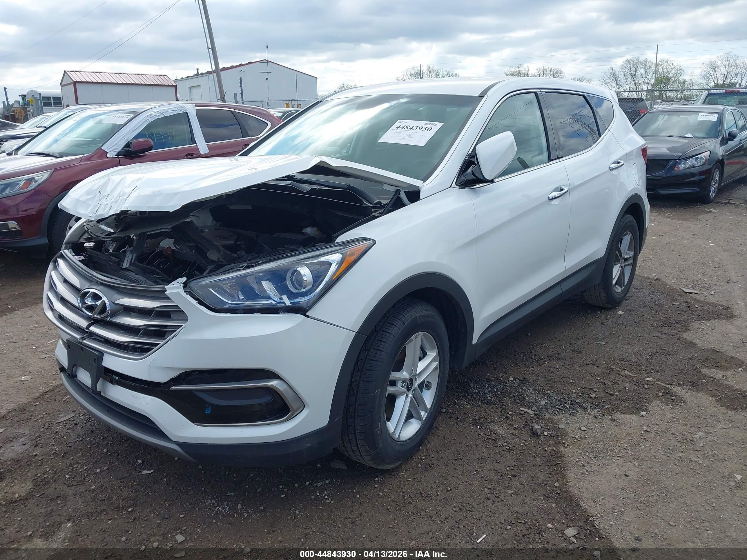 HYUNDAI SANTA image 2