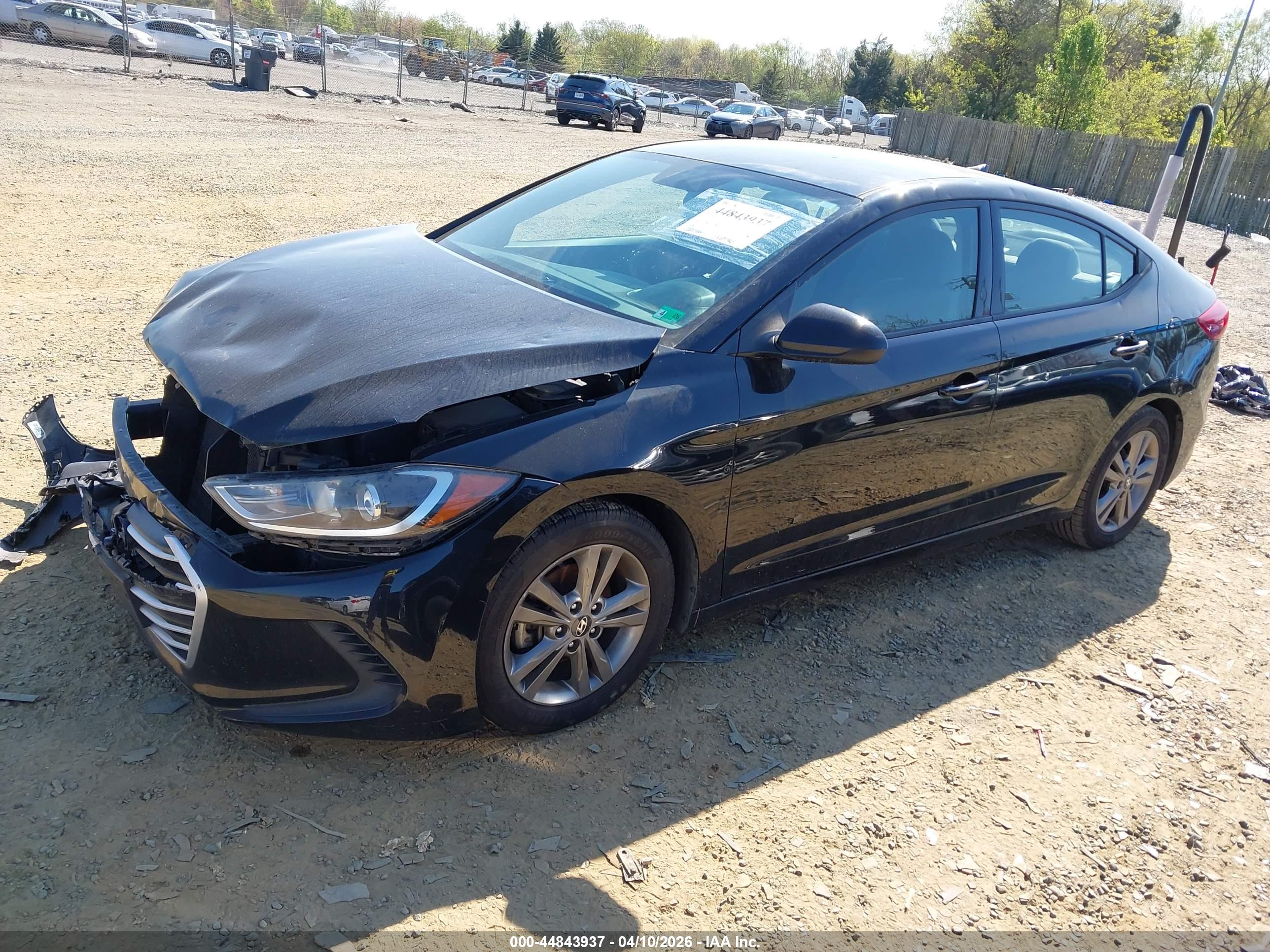 HYUNDAI ELANTRA image 2