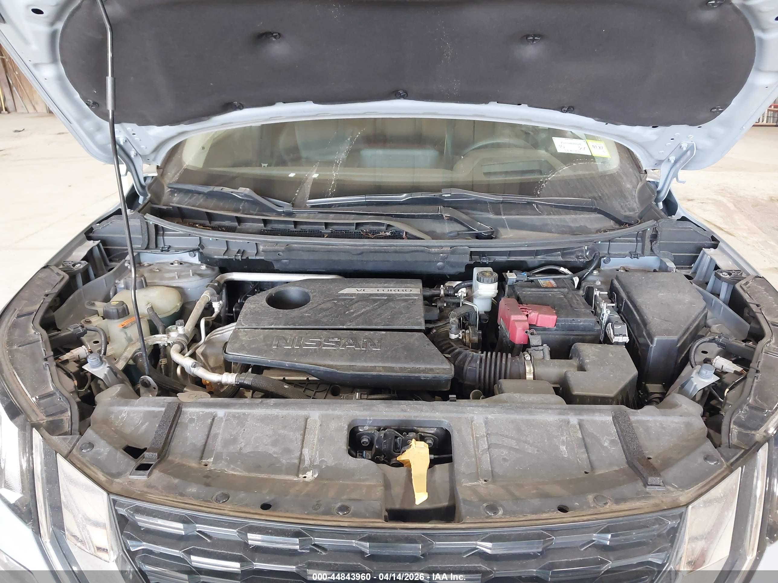 NISSAN ROGUE image 10