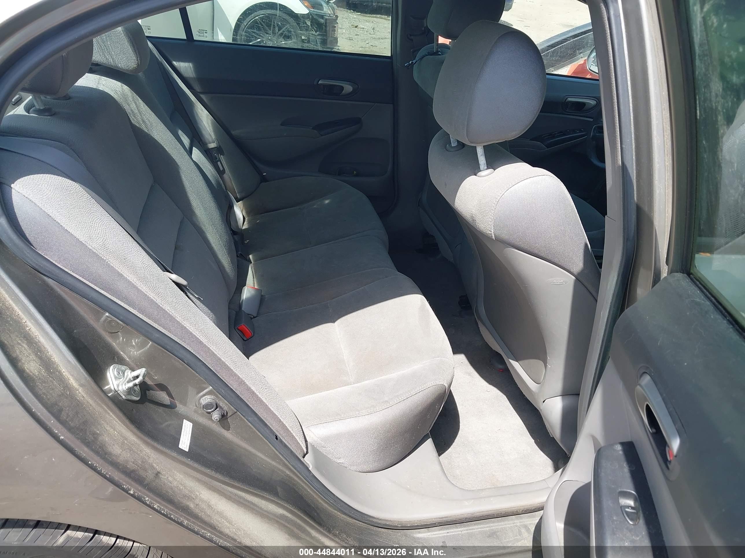 HONDA CIVIC image 8