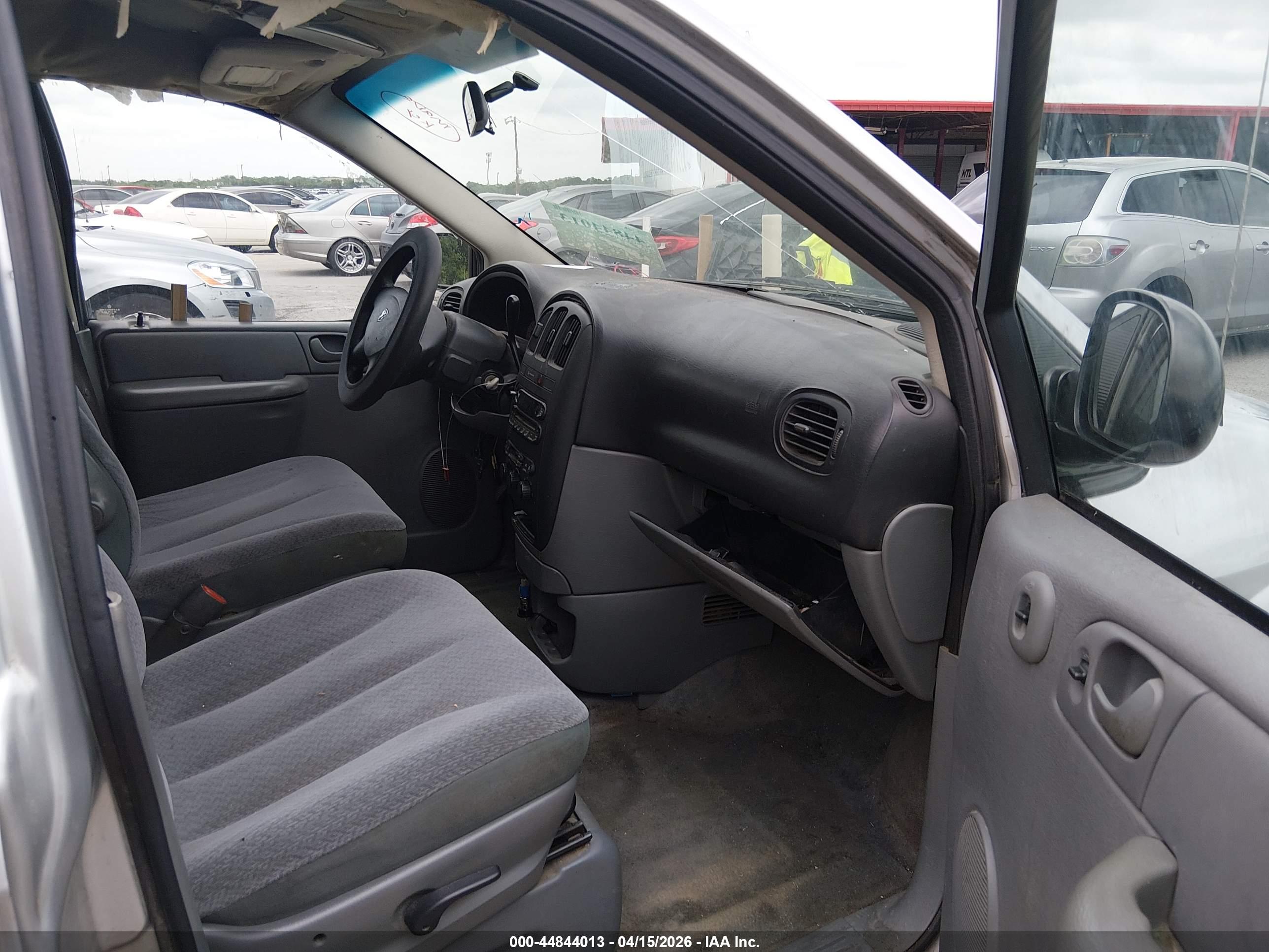DODGE GRAND image 5