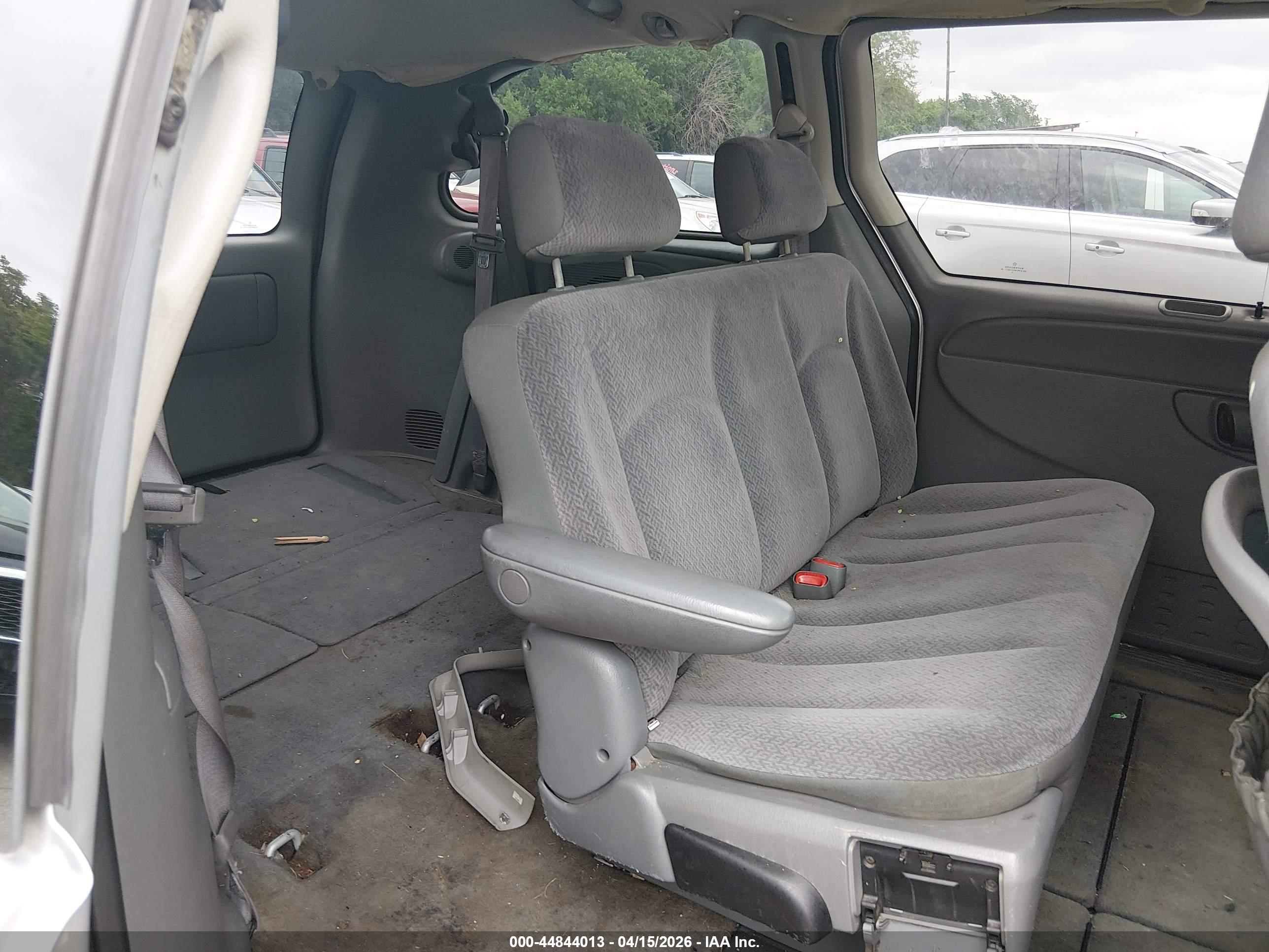 DODGE GRAND image 8