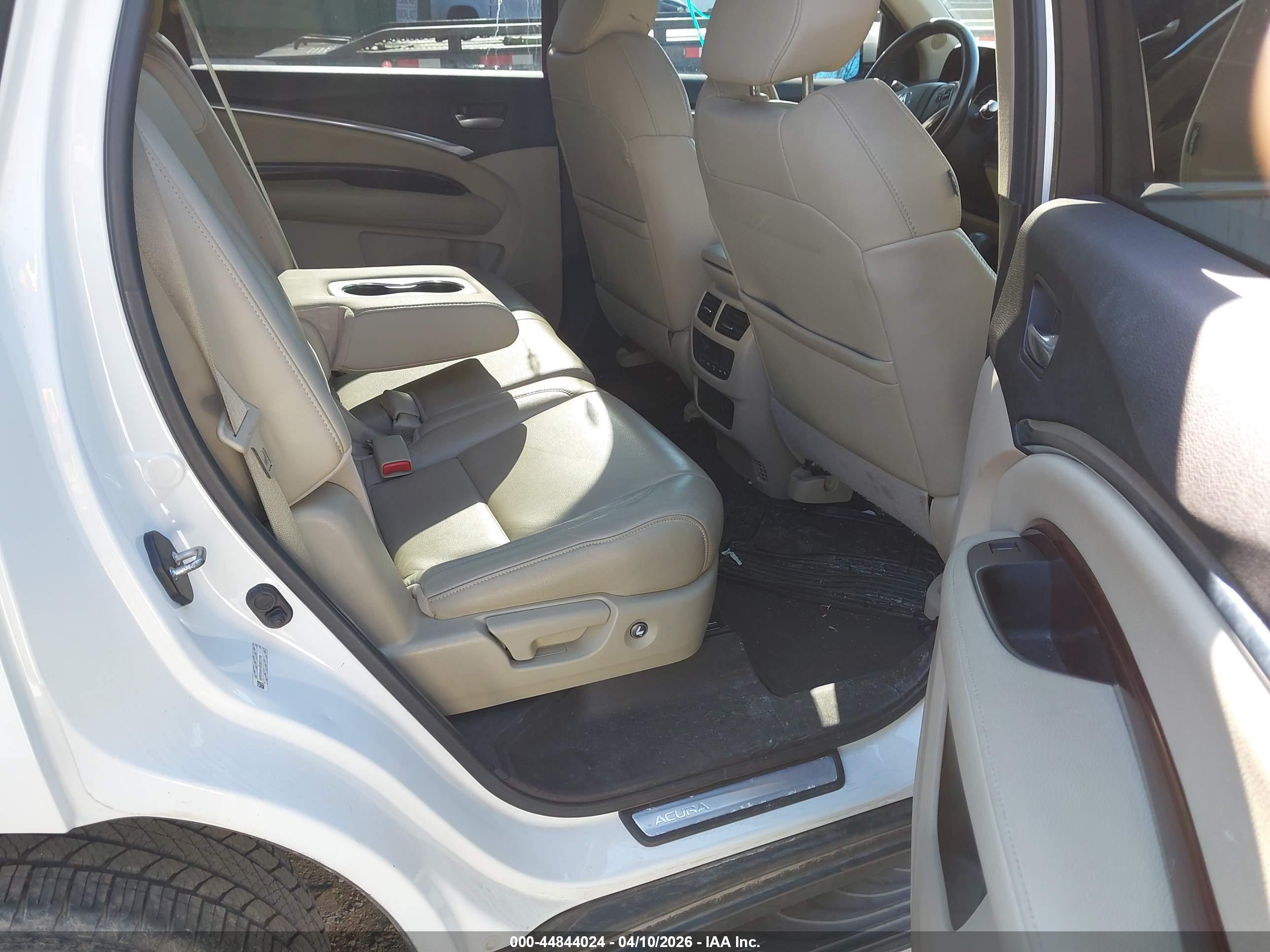 ACURA MDX image 8