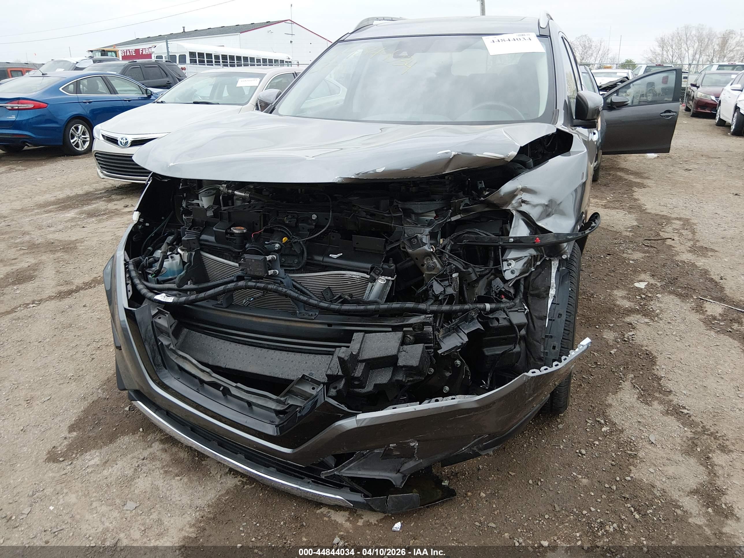 NISSAN ROGUE image 6