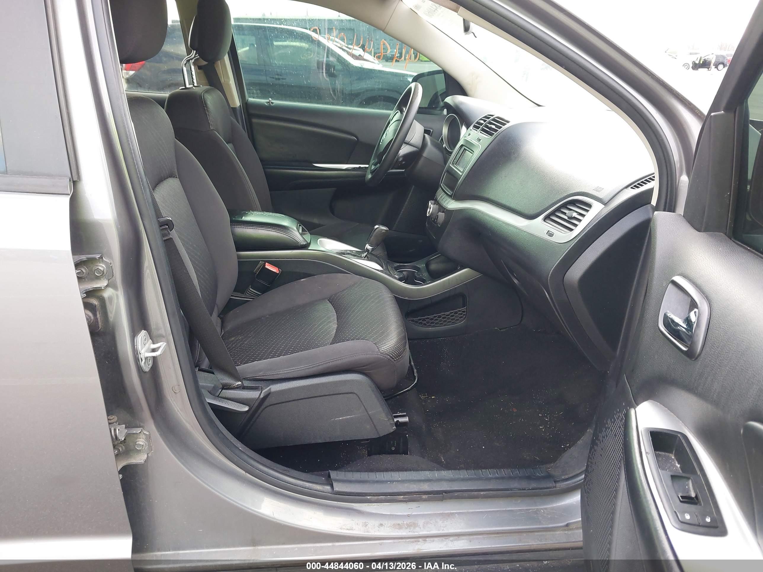DODGE JOURNEY image 5