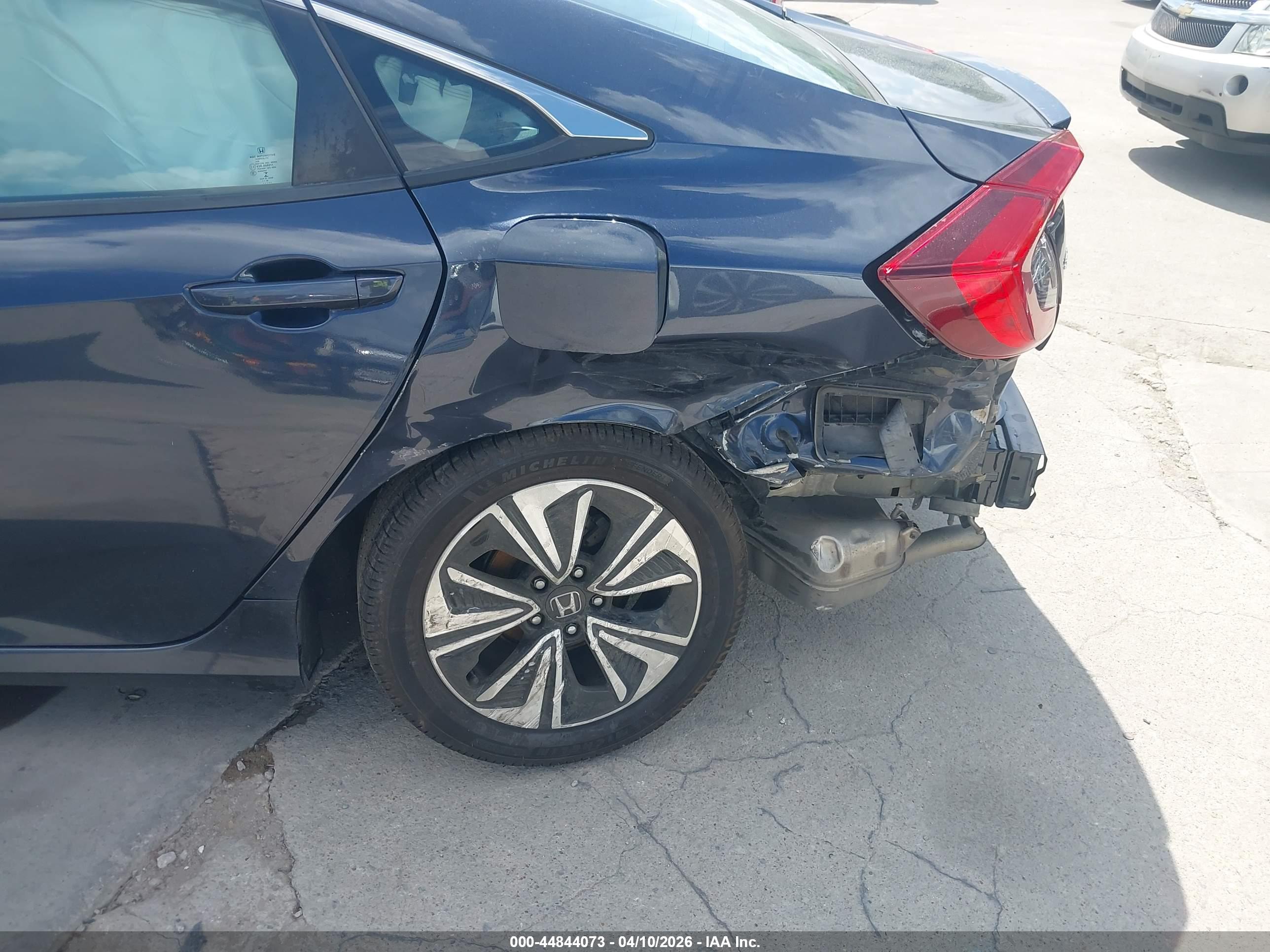 HONDA CIVIC image 6