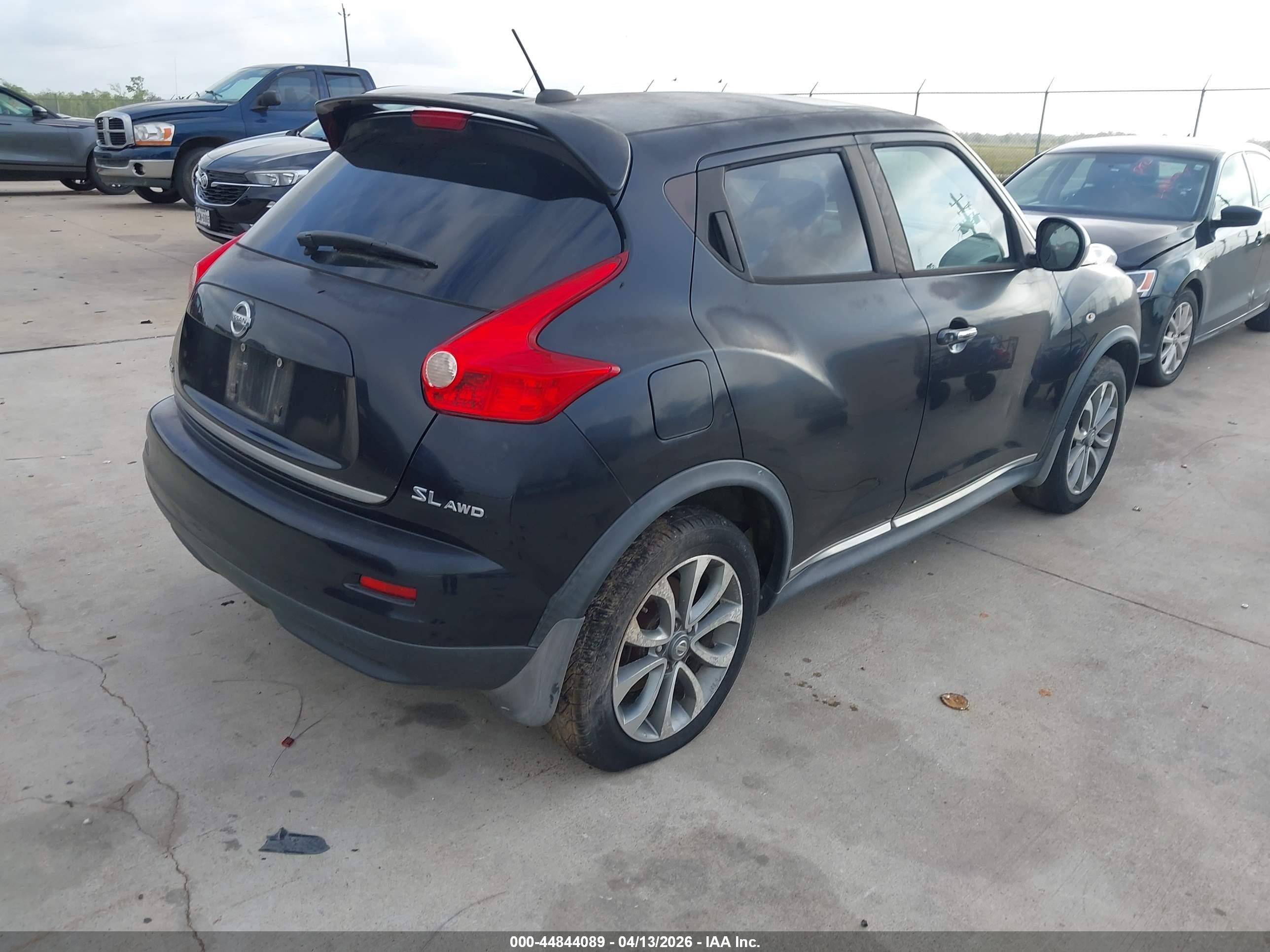 NISSAN JUKE image 4