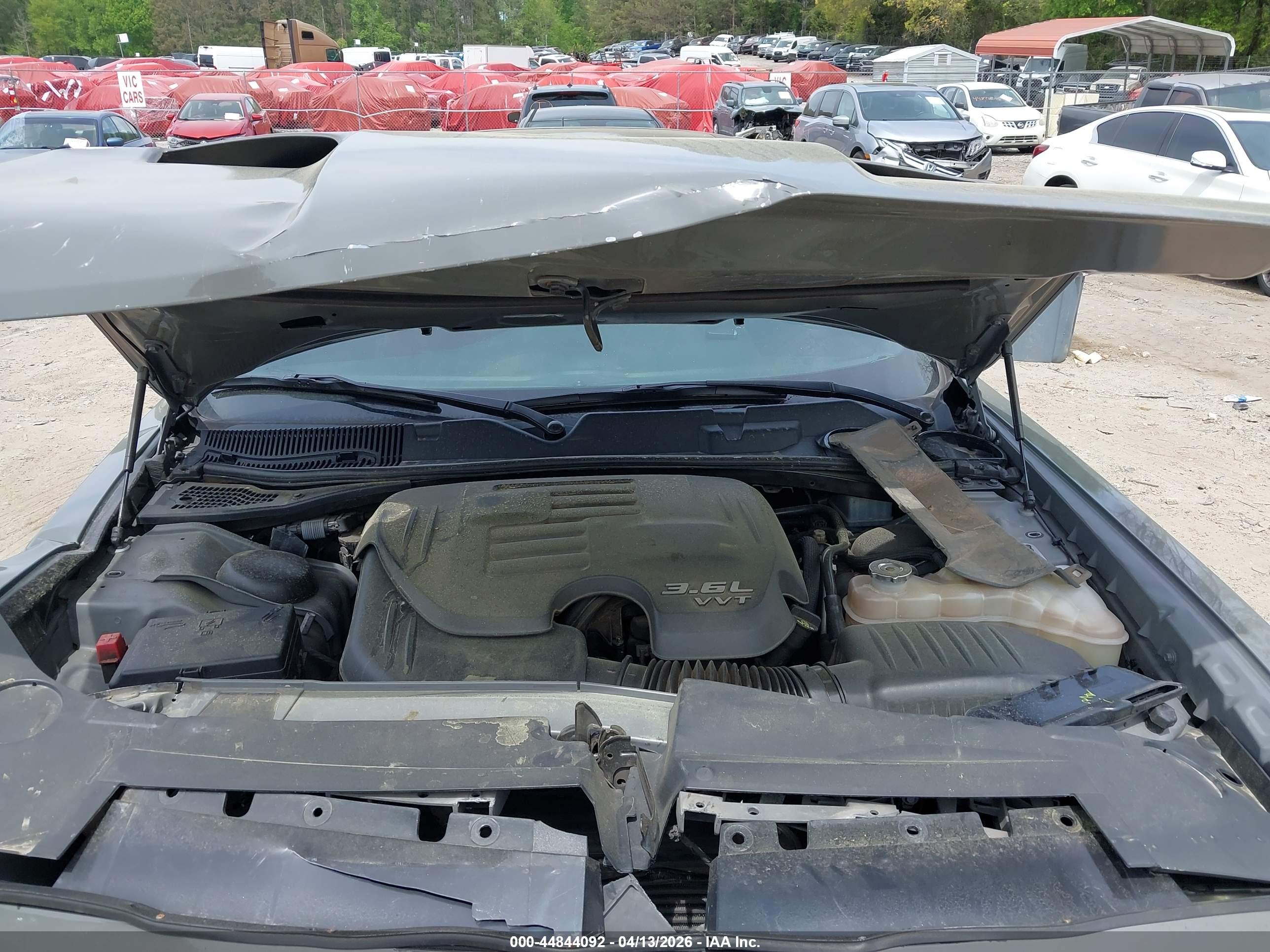 DODGE CHALLENGER image 10