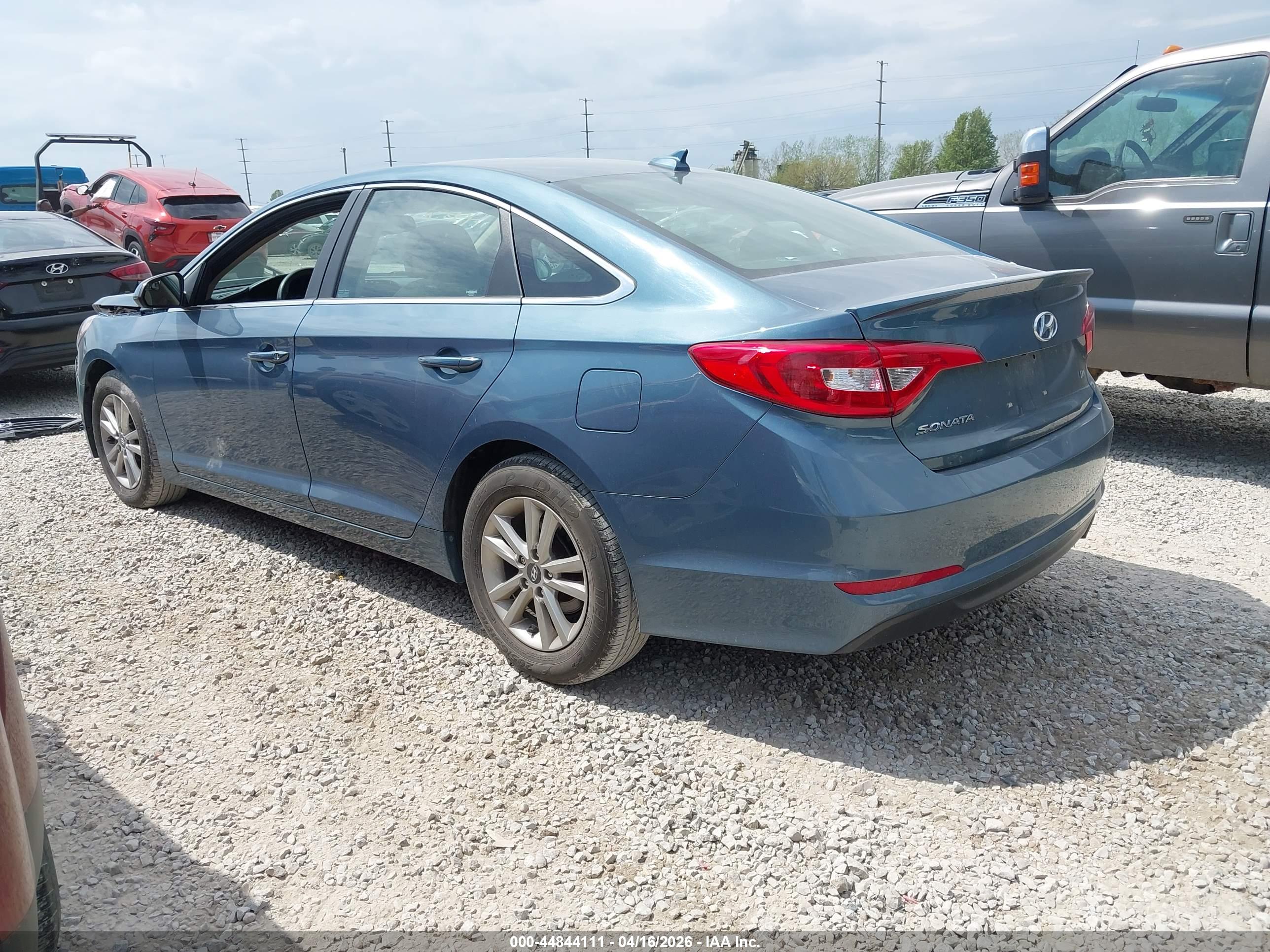 HYUNDAI SONATA image 3