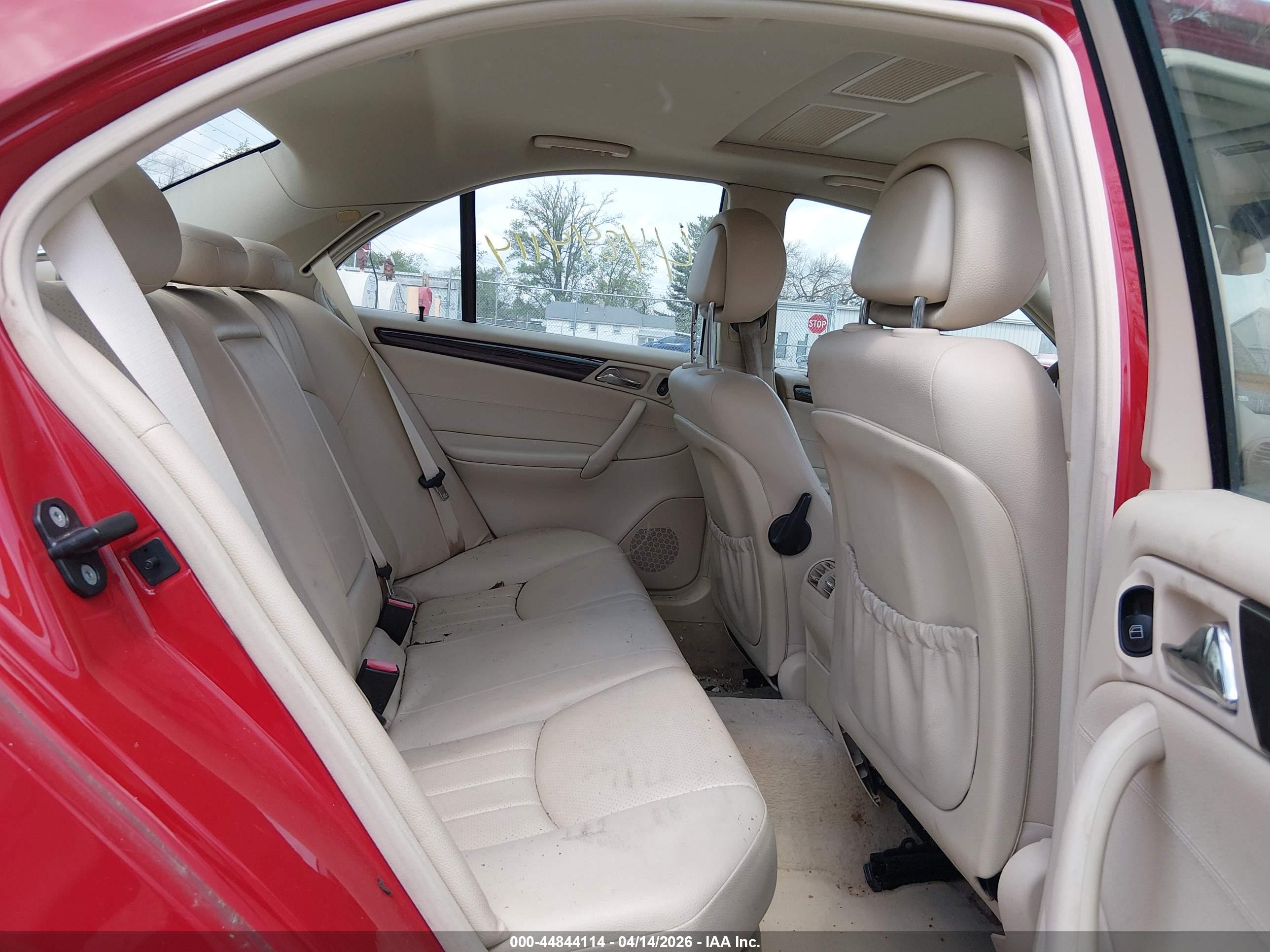 MERCEDES-BENZ C image 8