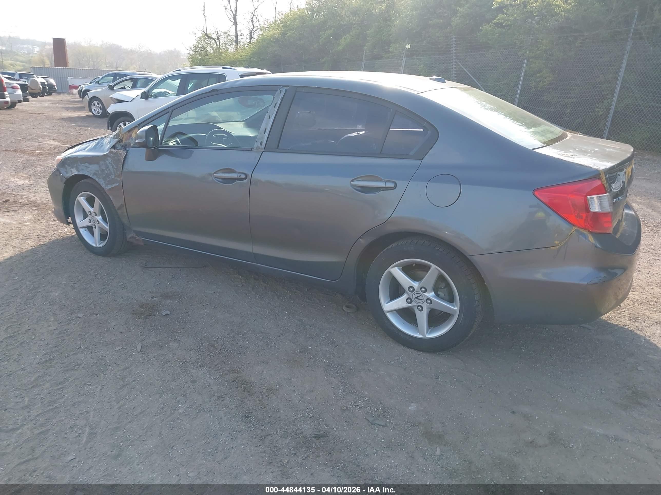HONDA CIVIC image 3