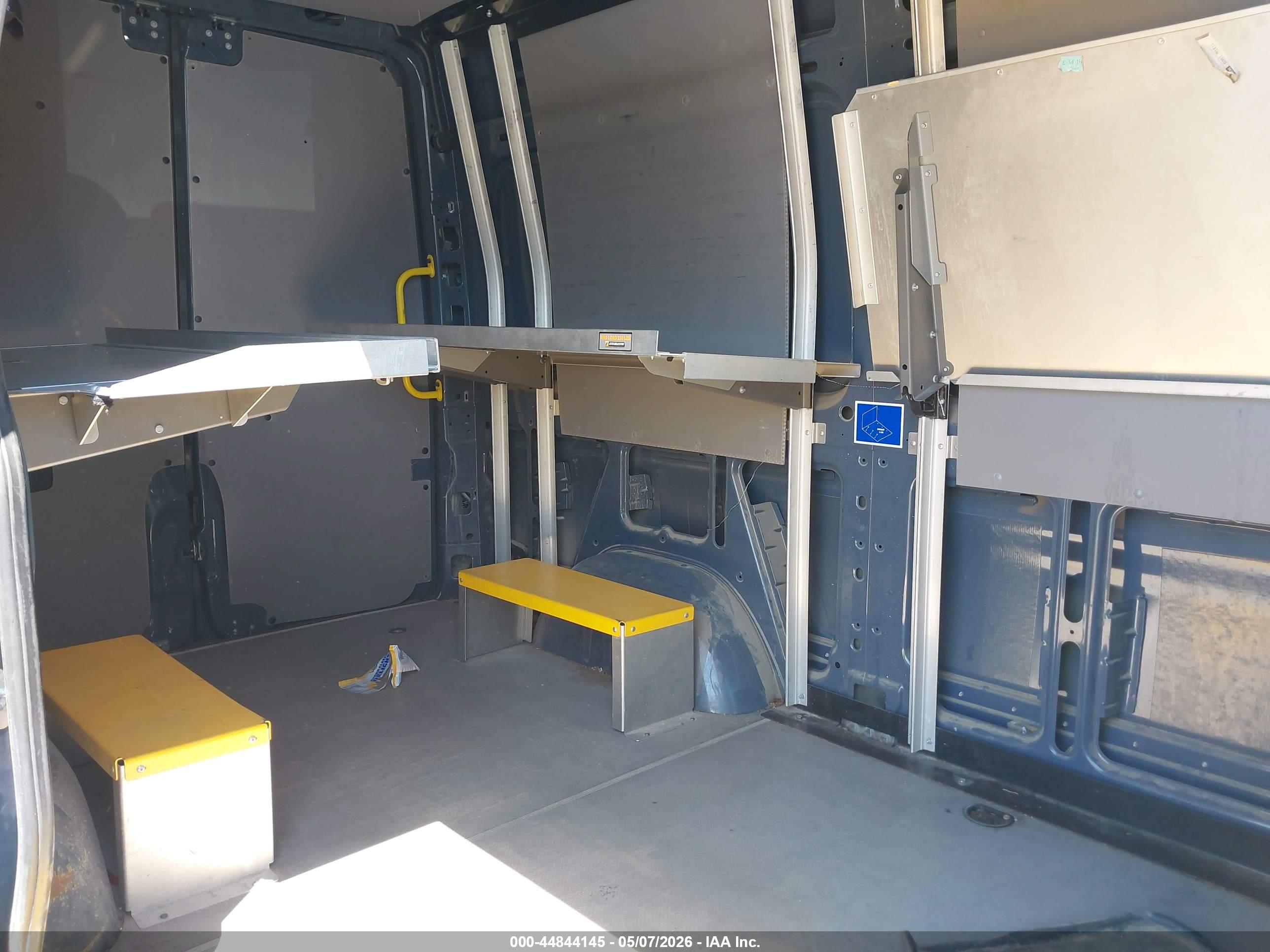 MERCEDES-BENZ SPRINTER image 8