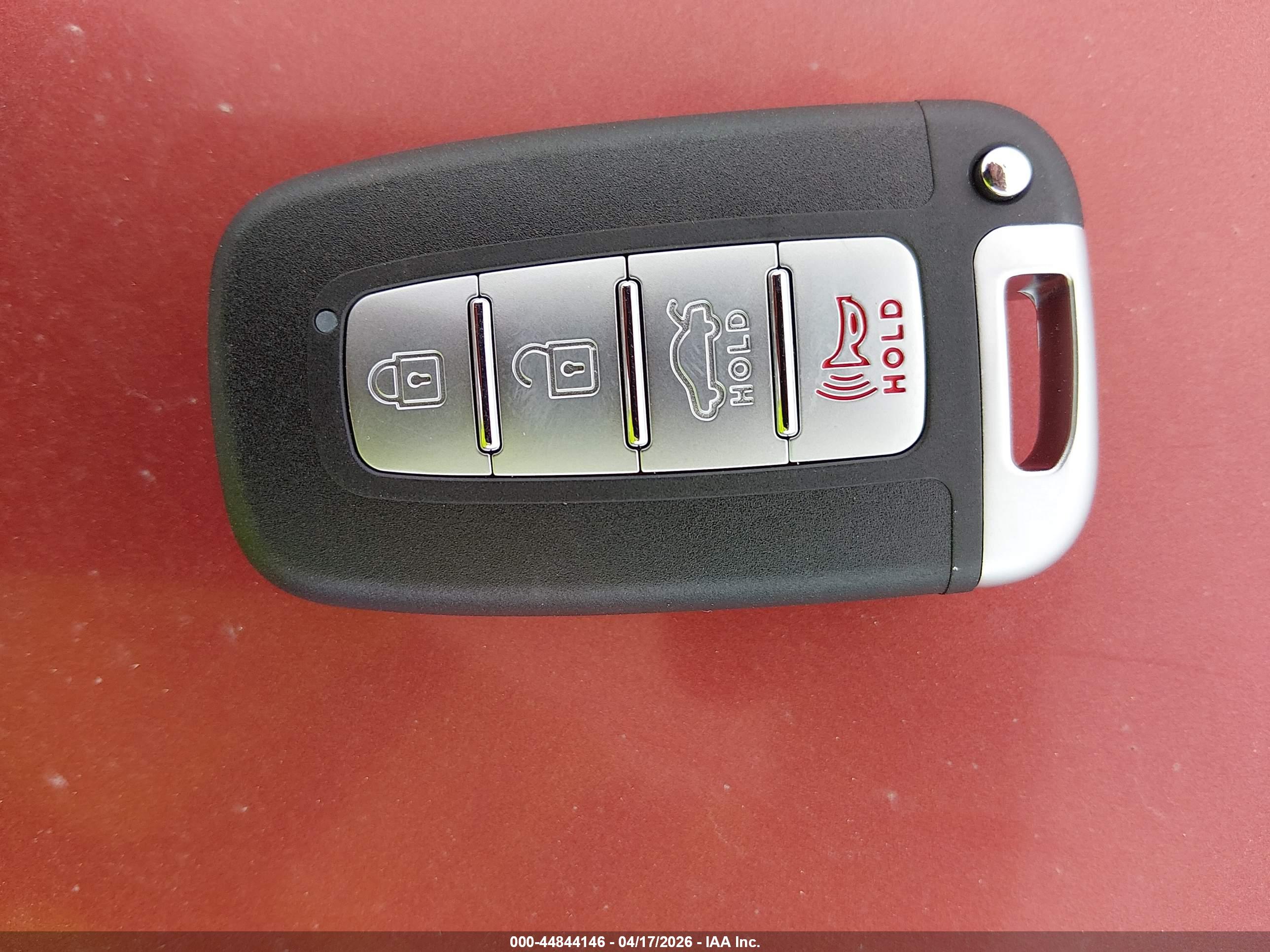 HYUNDAI ELANTRA image 11