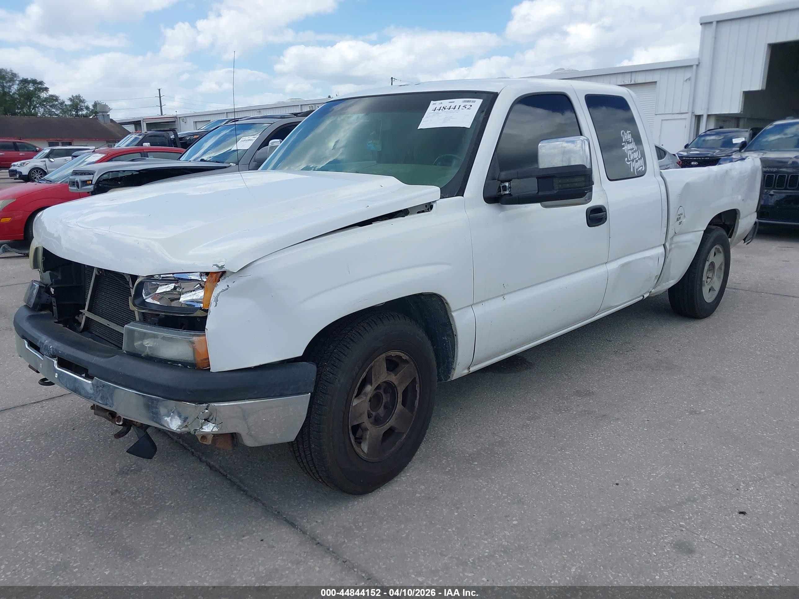 CHEVROLET SILVERADO image 2
