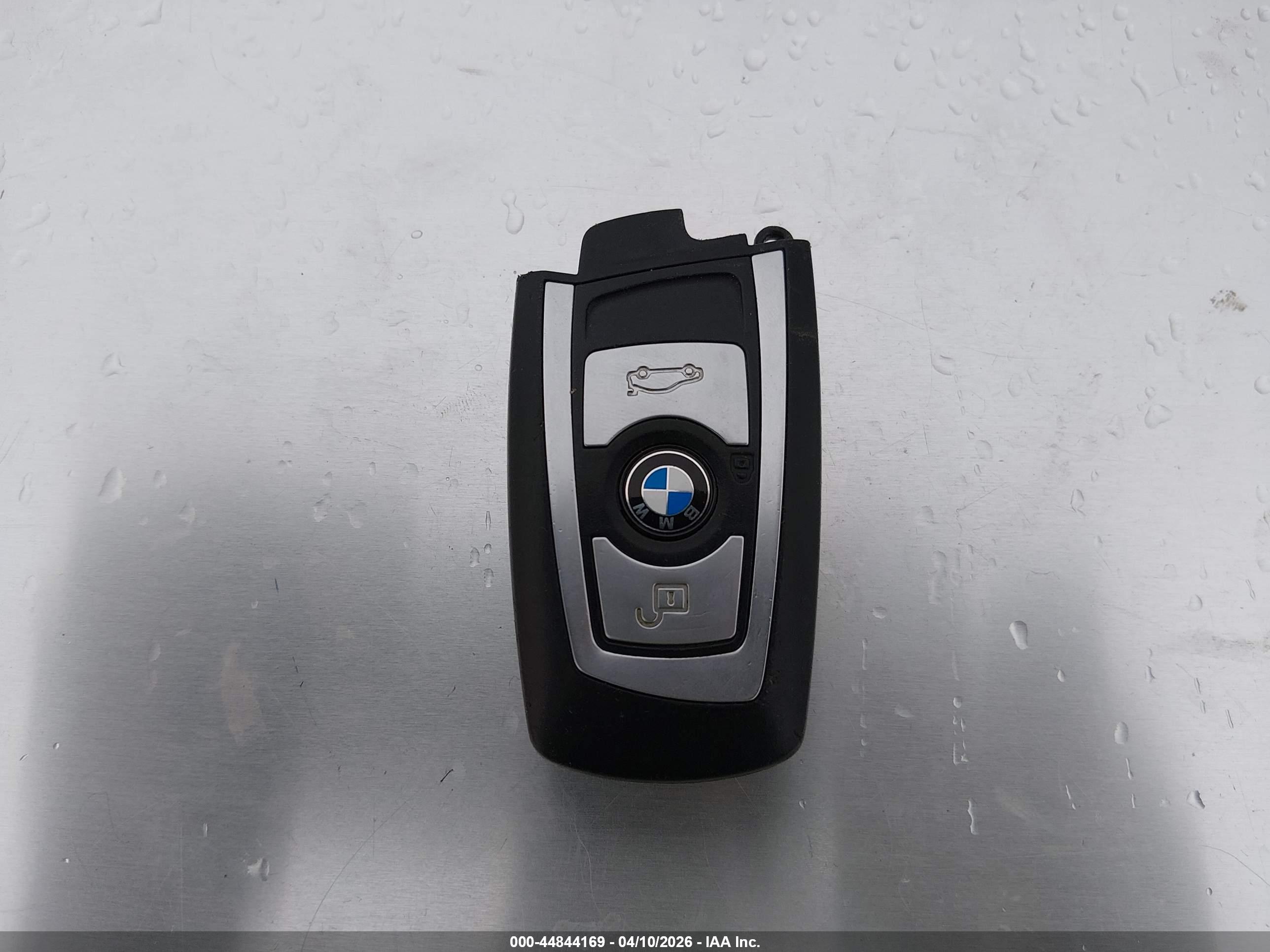 BMW 328I image 11