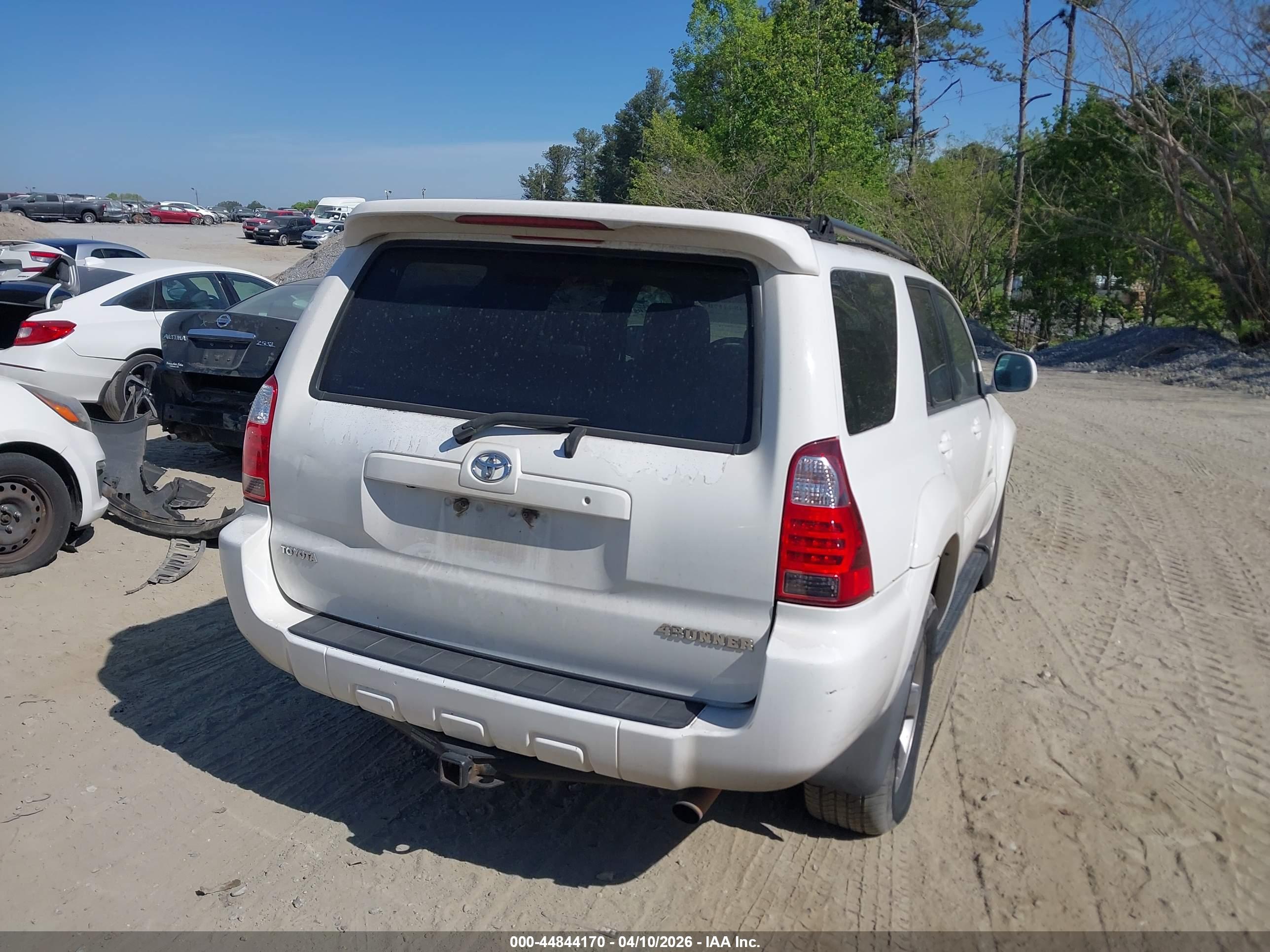 TOYOTA 4RUNNER image 4