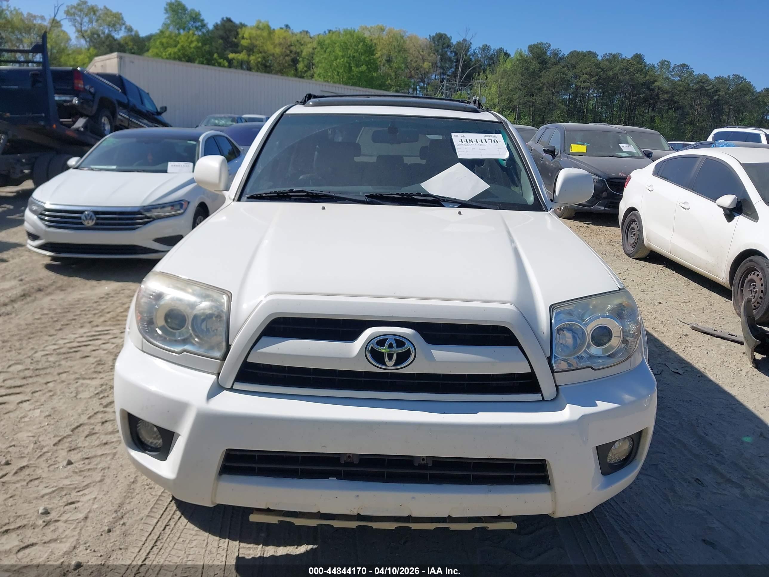 TOYOTA 4RUNNER image 6