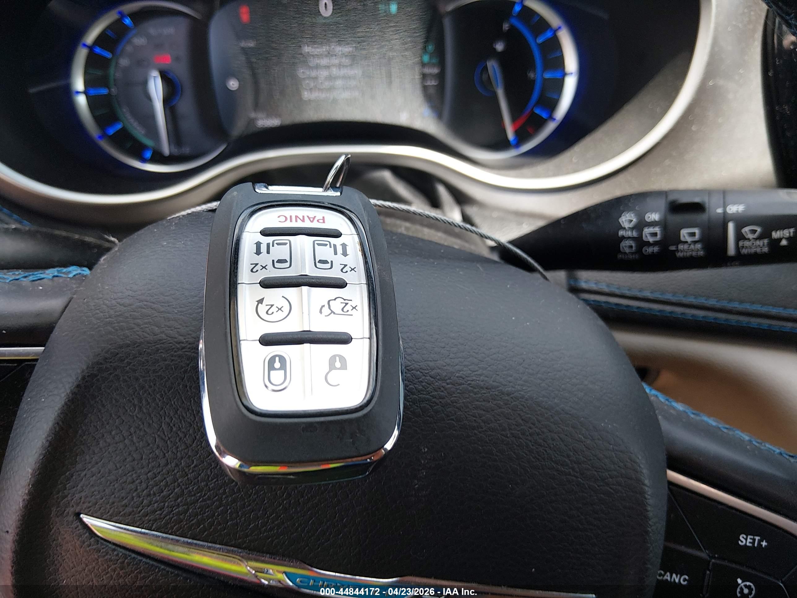 CHRYSLER PACIFICA image 11