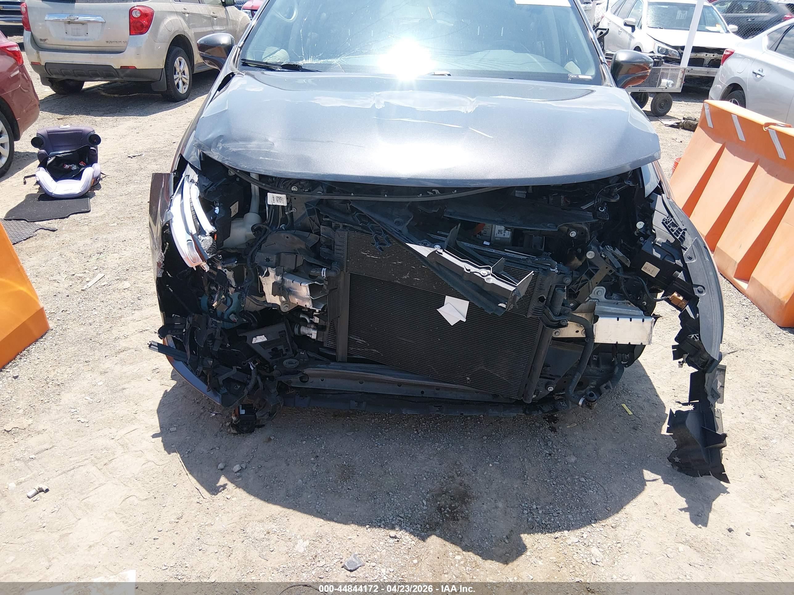 CHRYSLER PACIFICA image 6