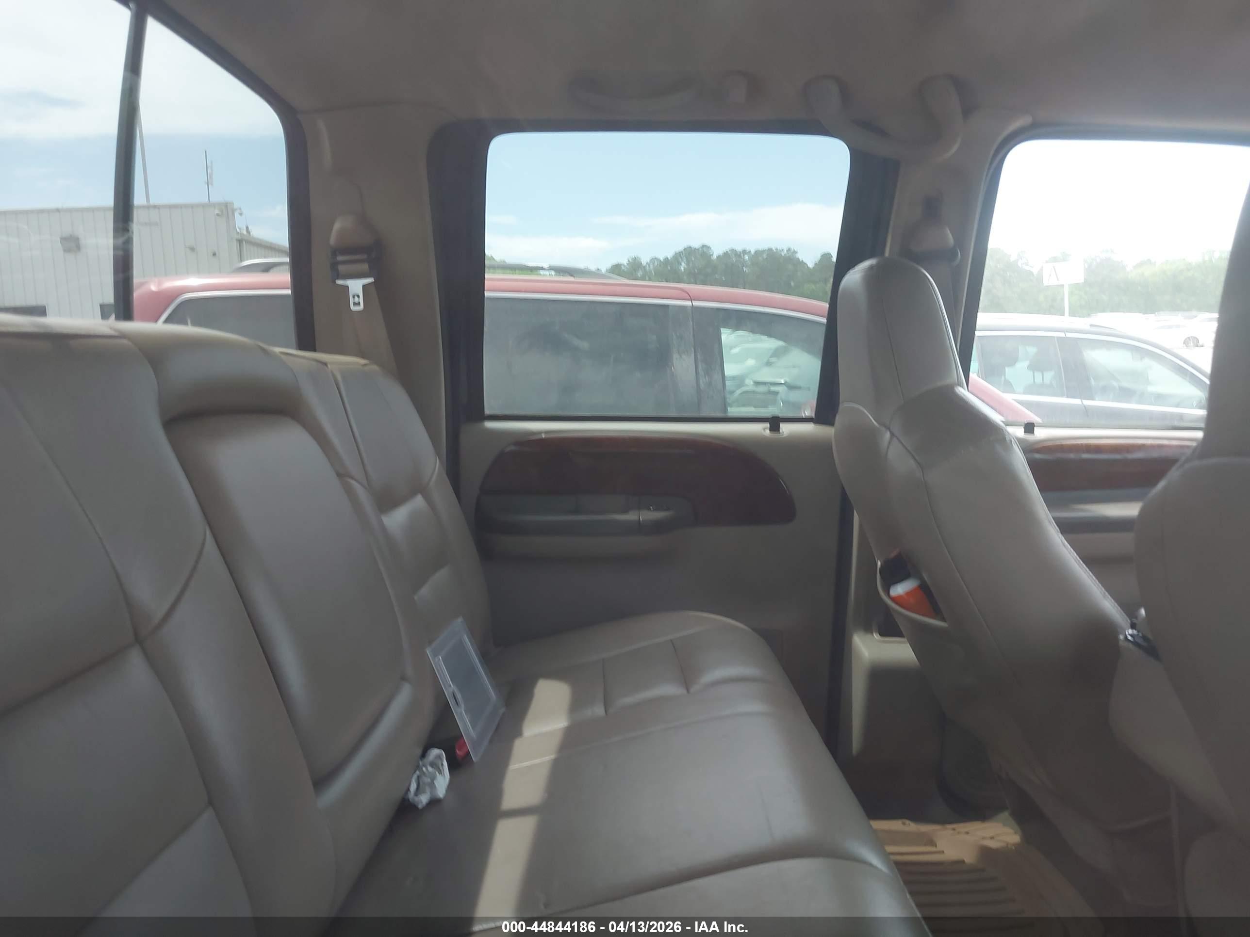 FORD F-250 image 8