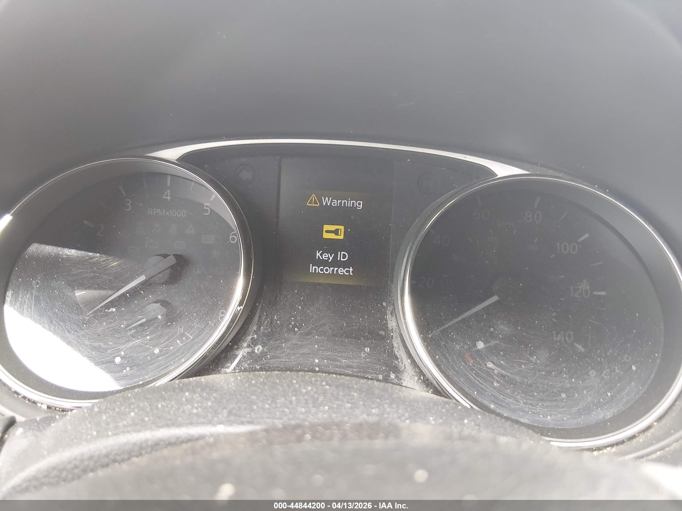 NISSAN ROGUE image 7