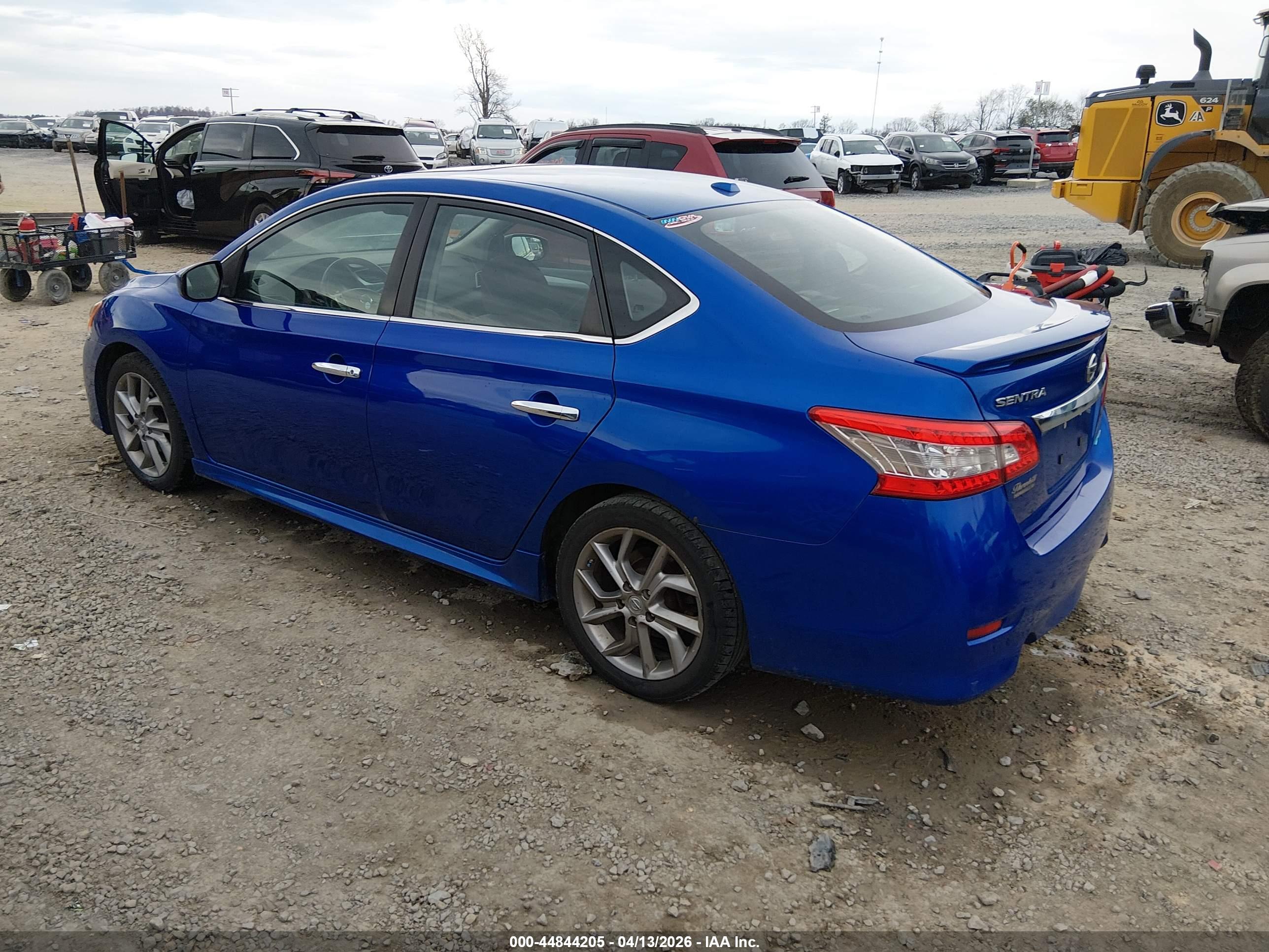 NISSAN SENTRA image 3