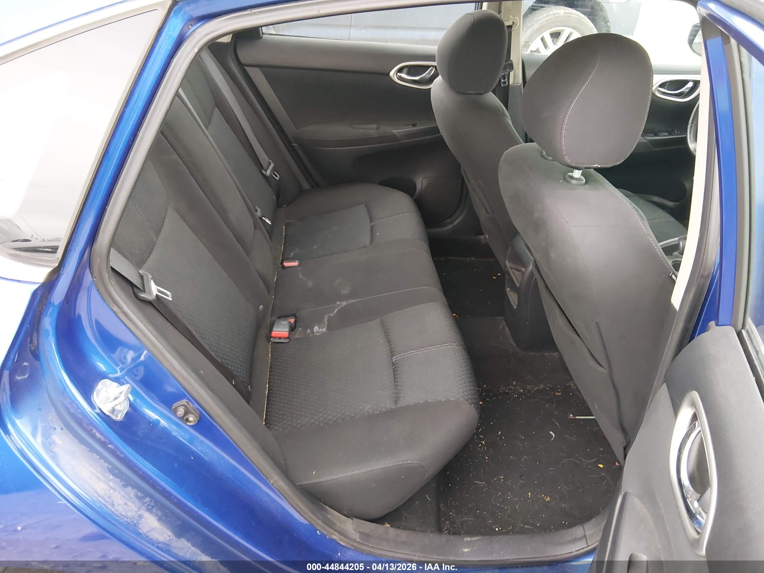 NISSAN SENTRA image 8
