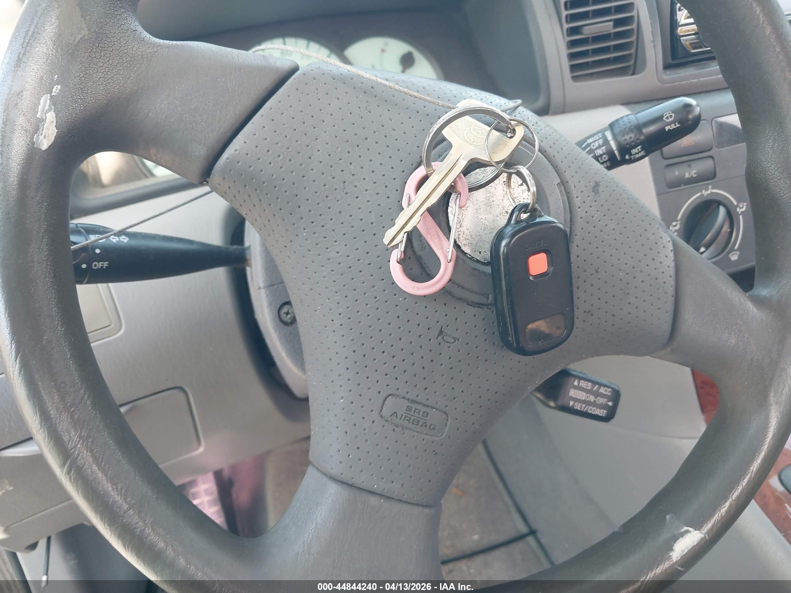 TOYOTA COROLLA image 11