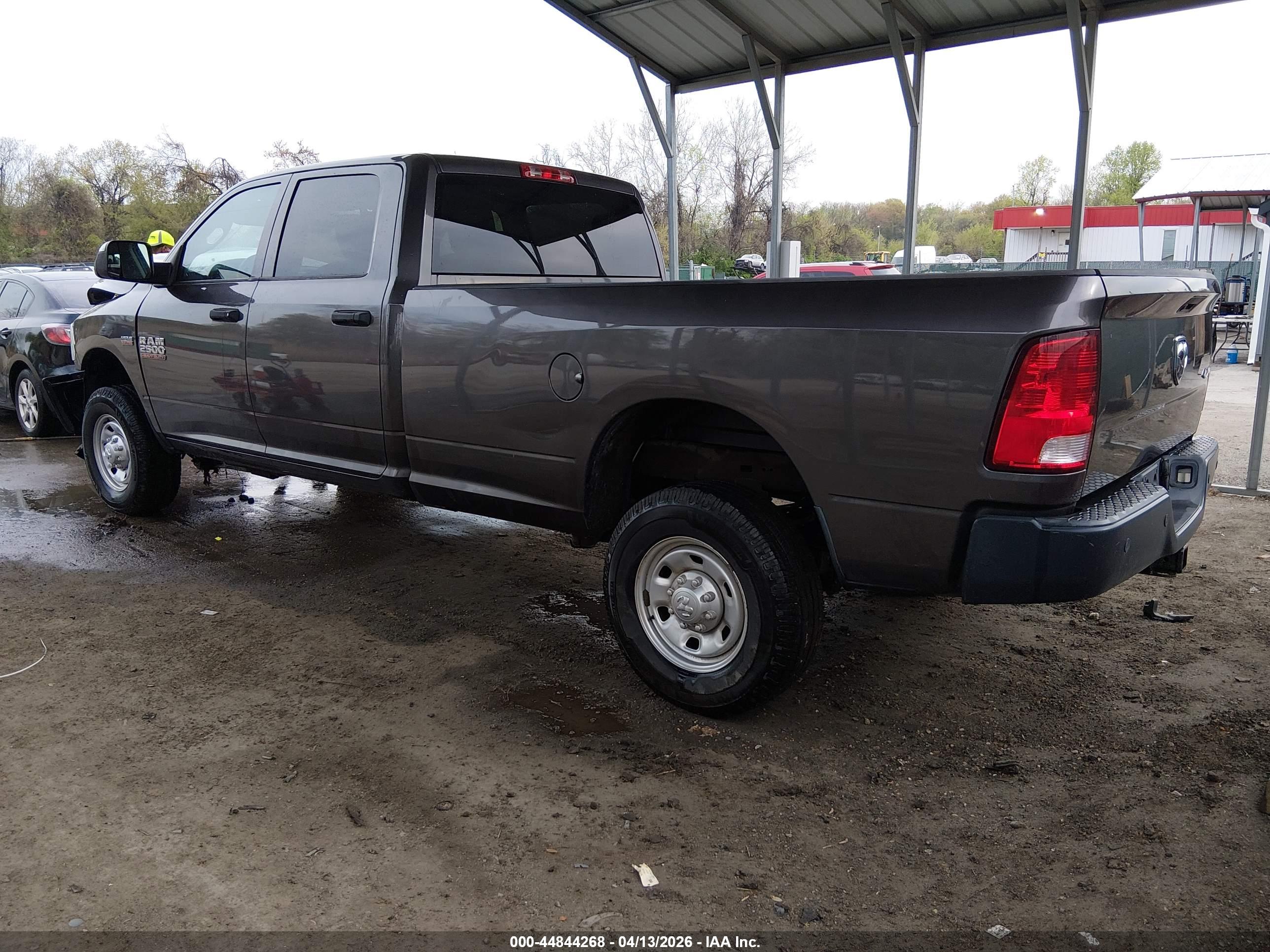 RAM 2500 image 3